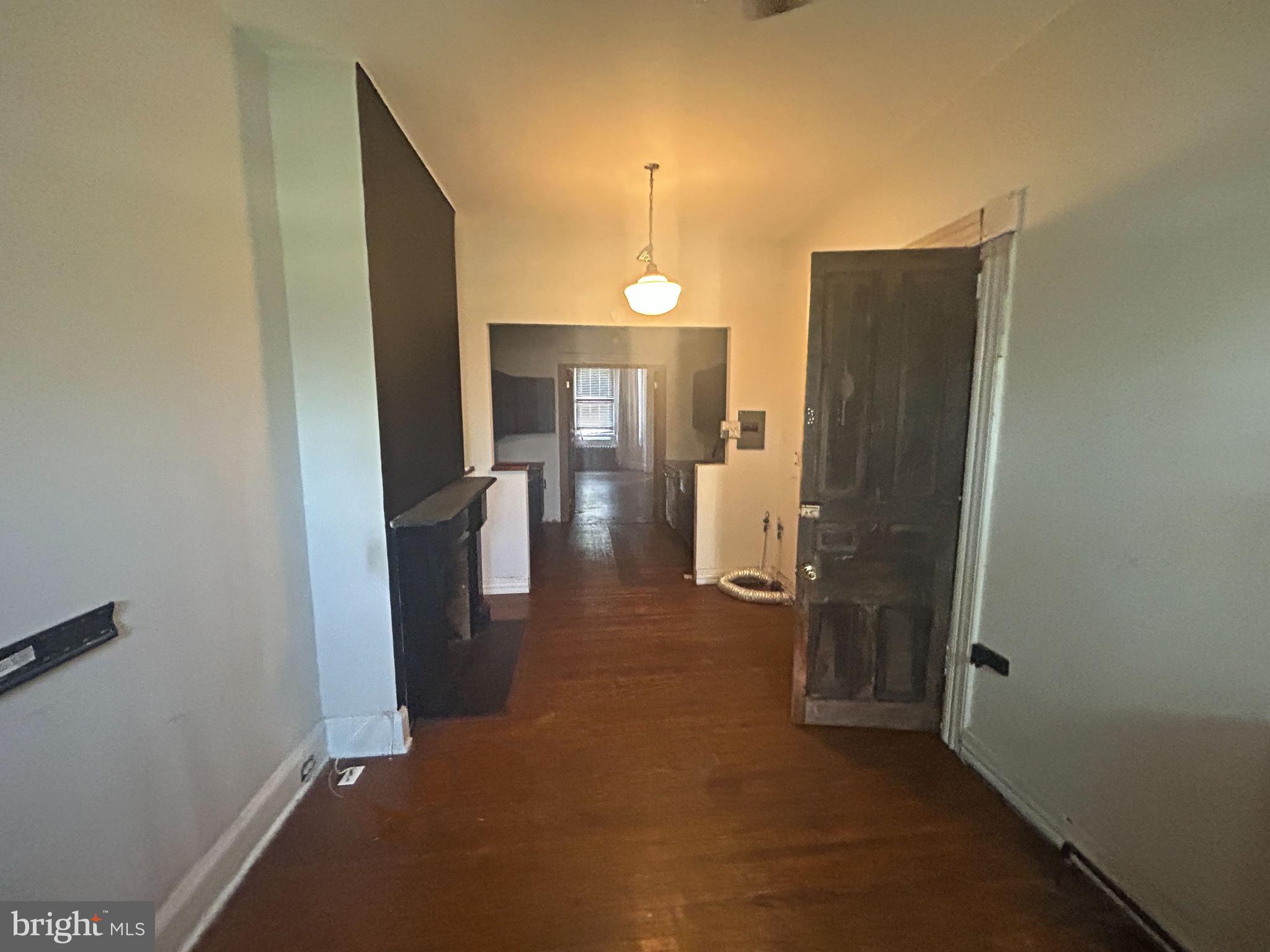 RESERVOIR HILL - Residential