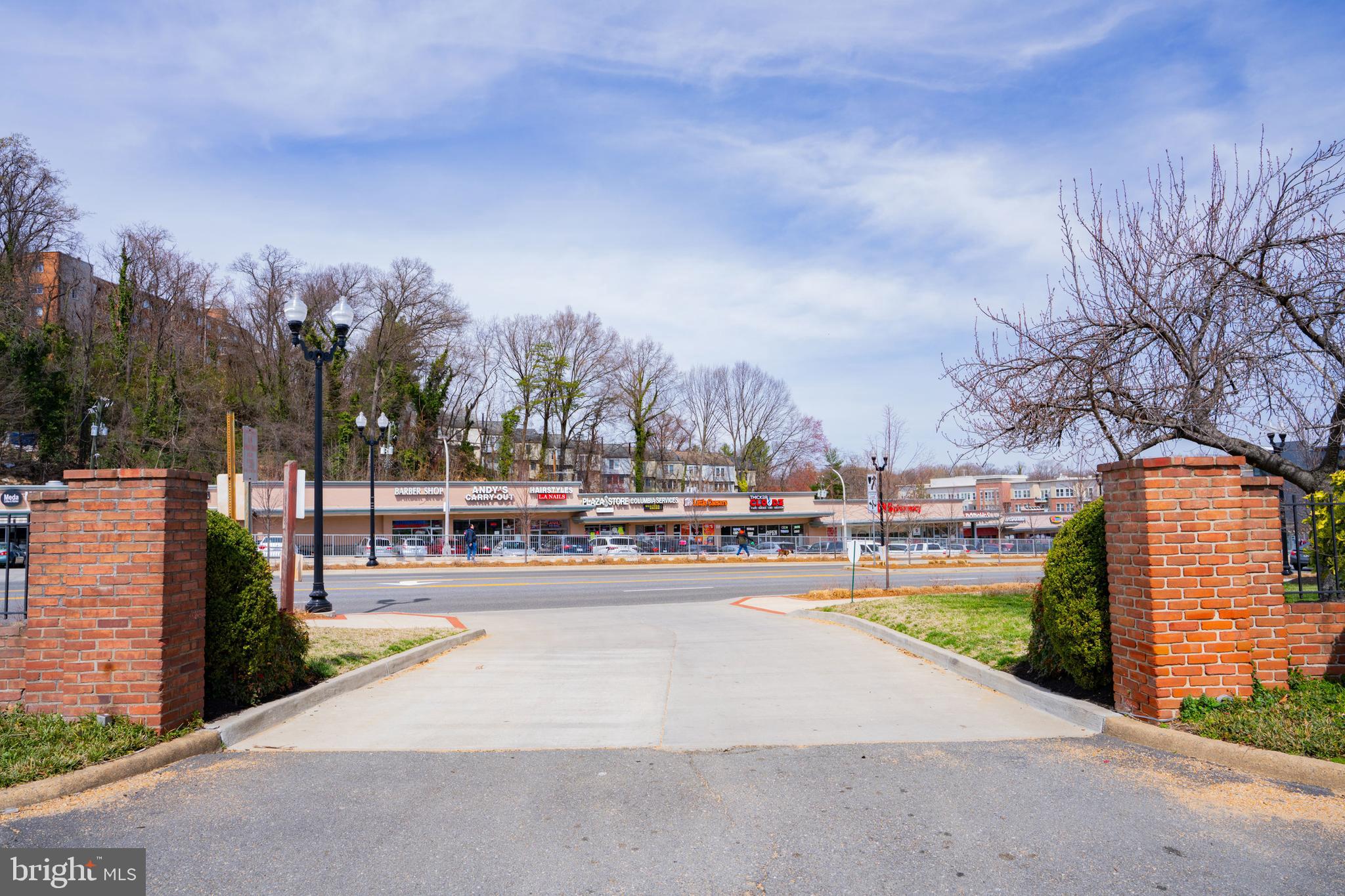 FREDERICK COURTS - Residential Lease