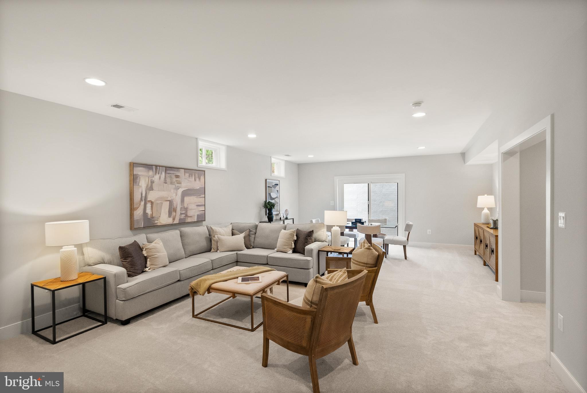 PT BETHESDA OUT RES 1 - Residential