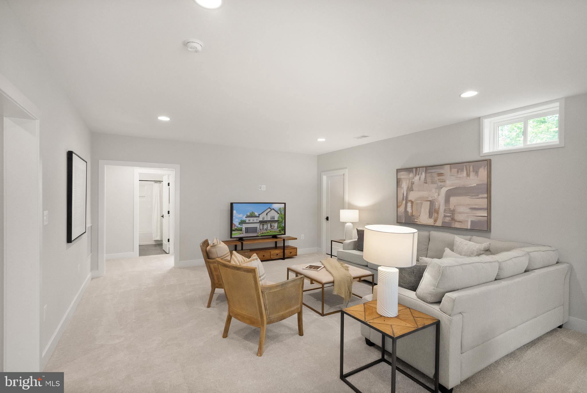 PT BETHESDA OUT RES 1 - Residential