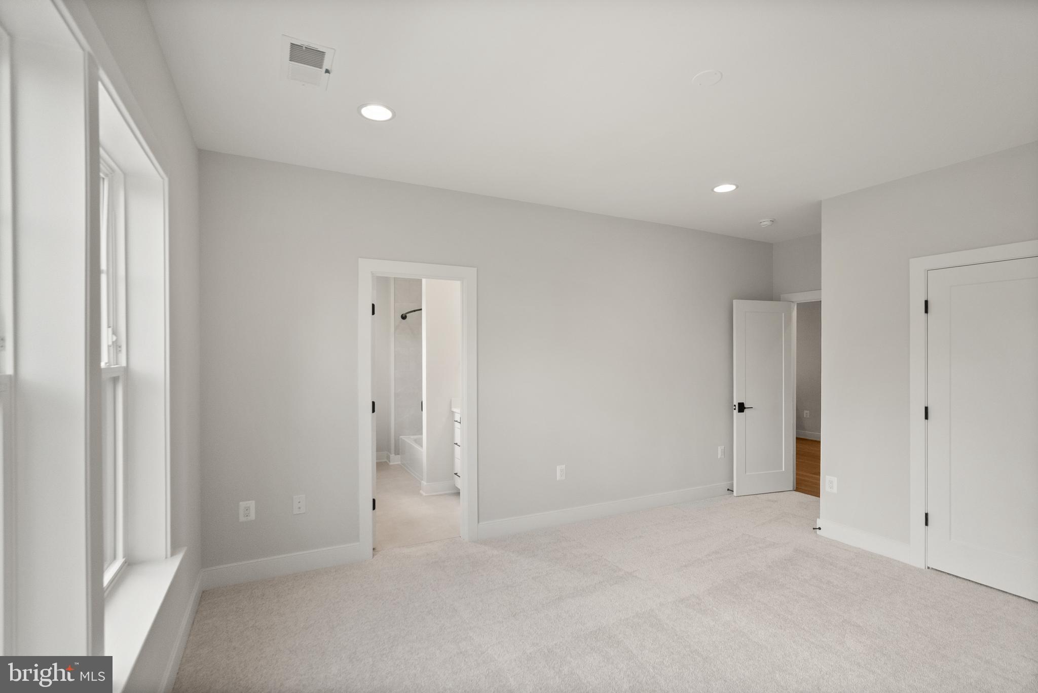 PT BETHESDA OUT RES 1 - Residential