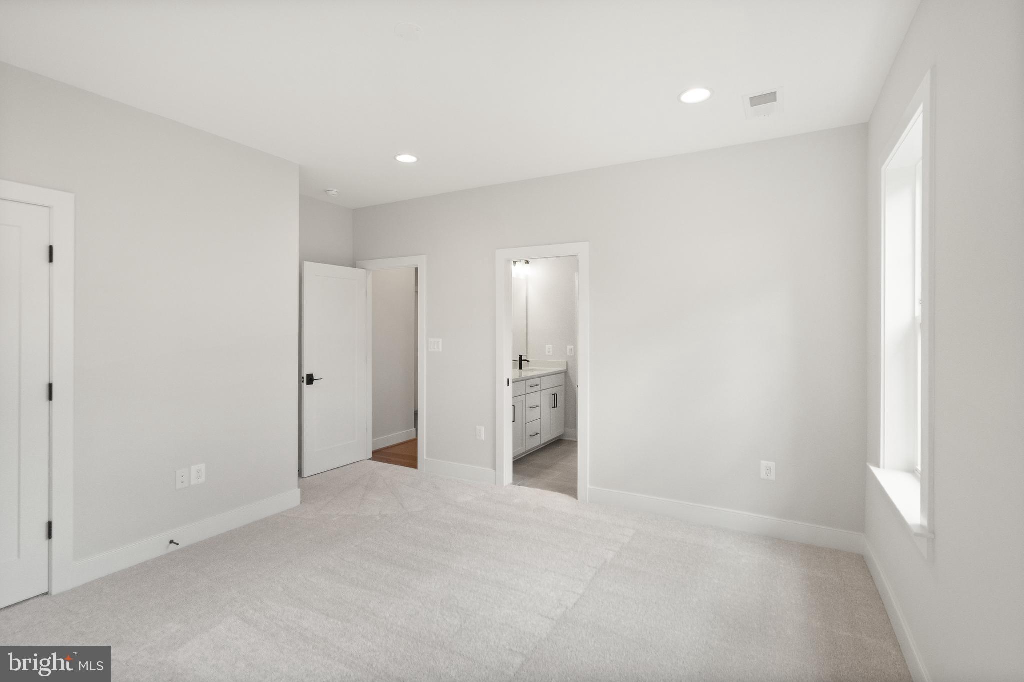 PT BETHESDA OUT RES 1 - Residential
