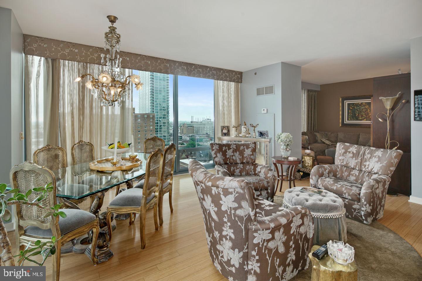 RITTENHOUSE SQUARE - Residential