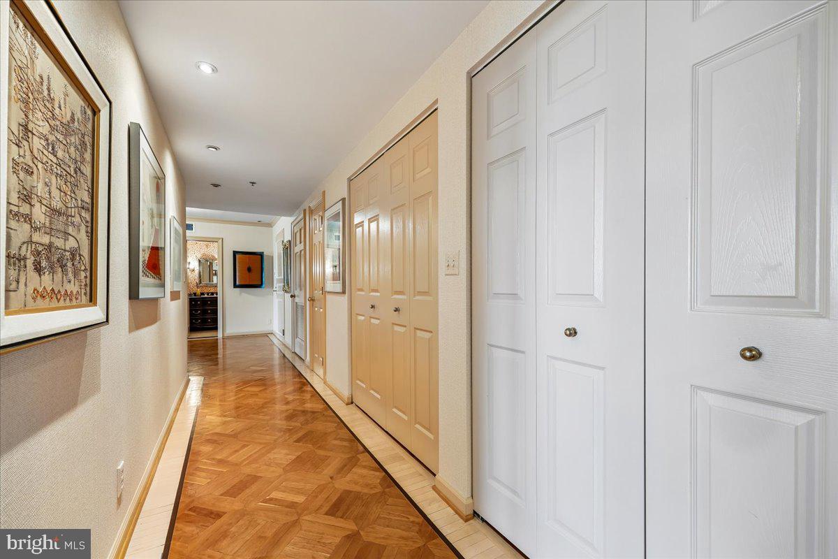 SOMERSET HOUSE 2 - Residential