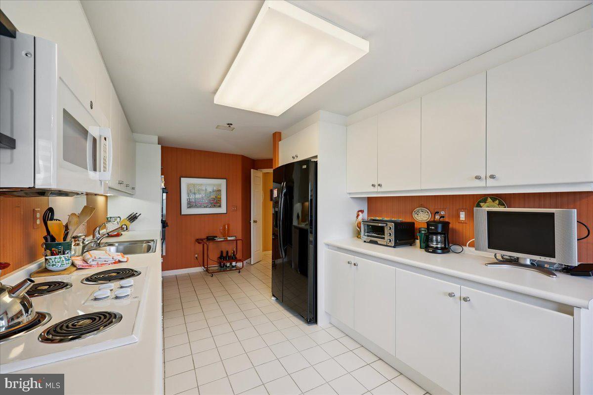 SOMERSET HOUSE 2 - Residential