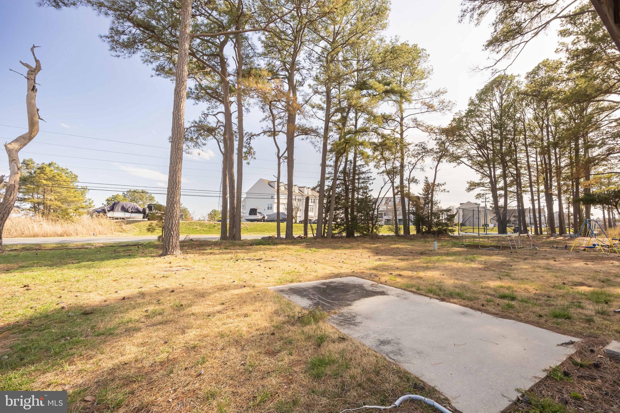 MARINERS COVE - Residential
