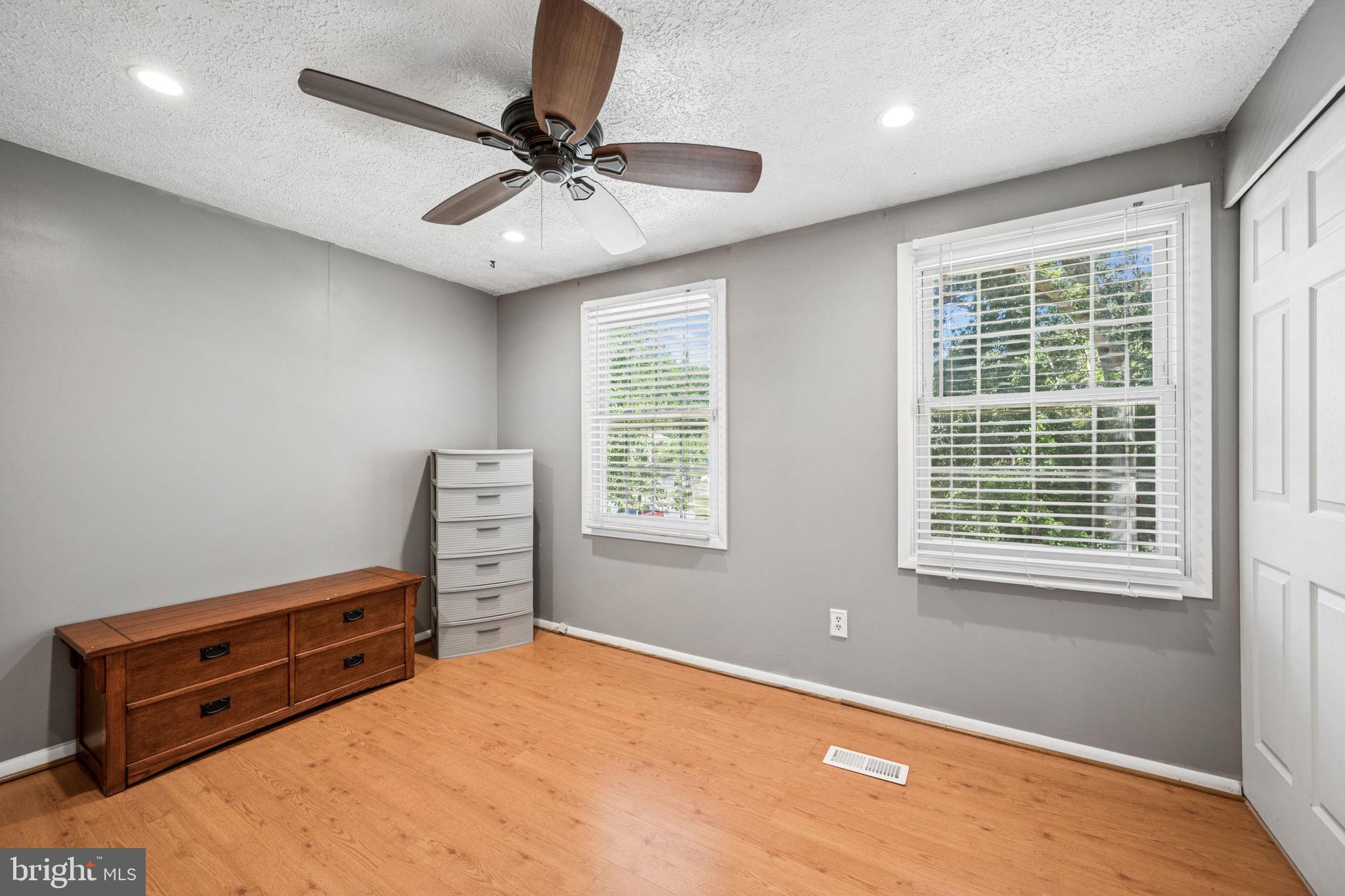 CHESTERFIELD - Residential