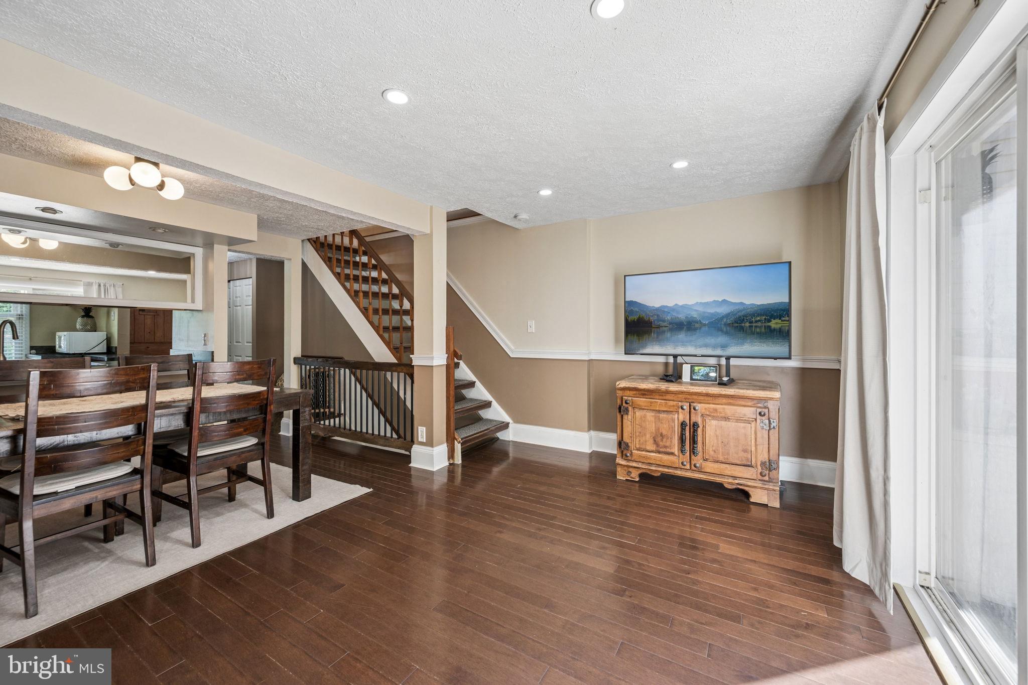 CHESTERFIELD - Residential