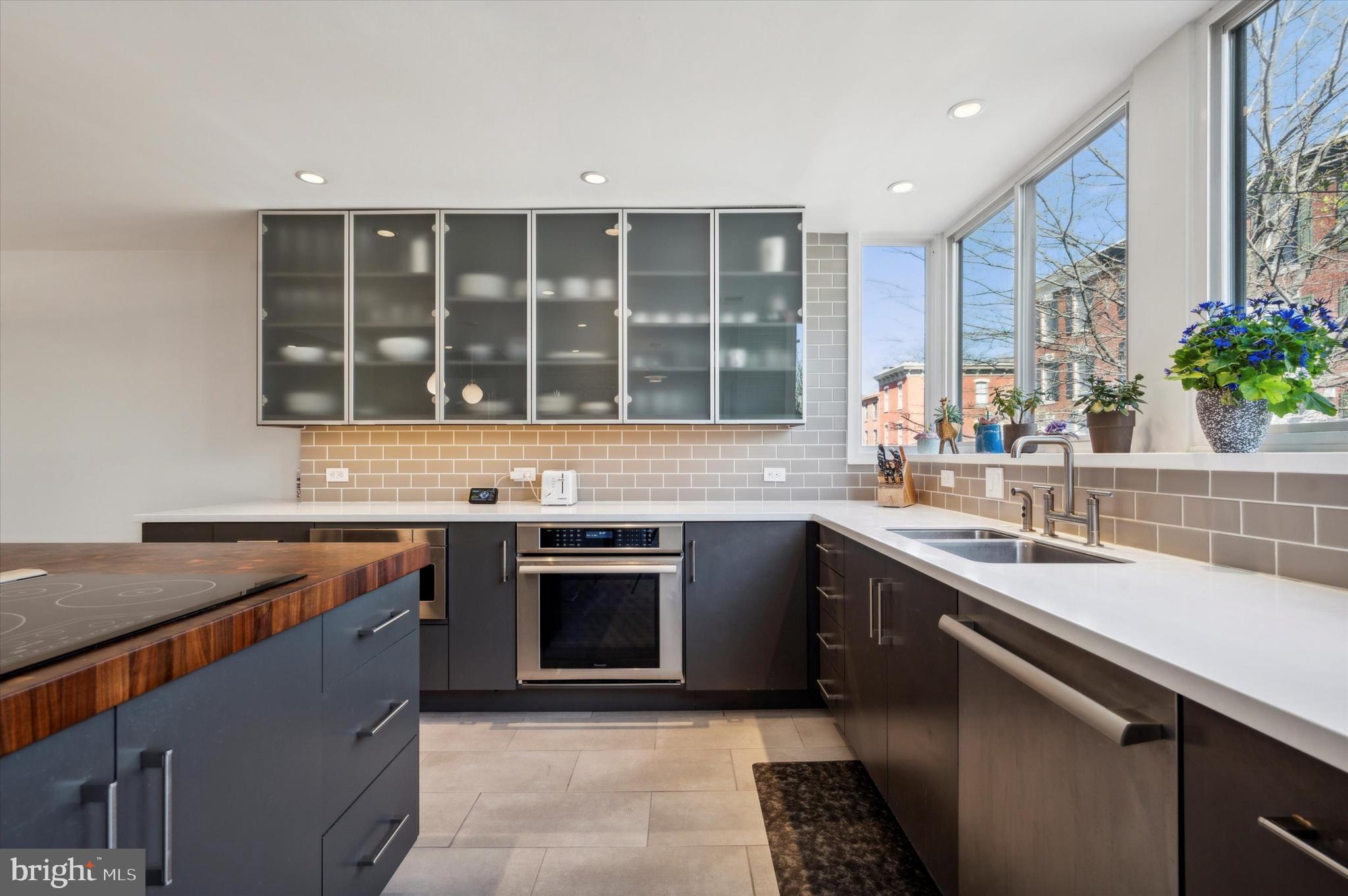 RITTENHOUSE SQUARE - Residential