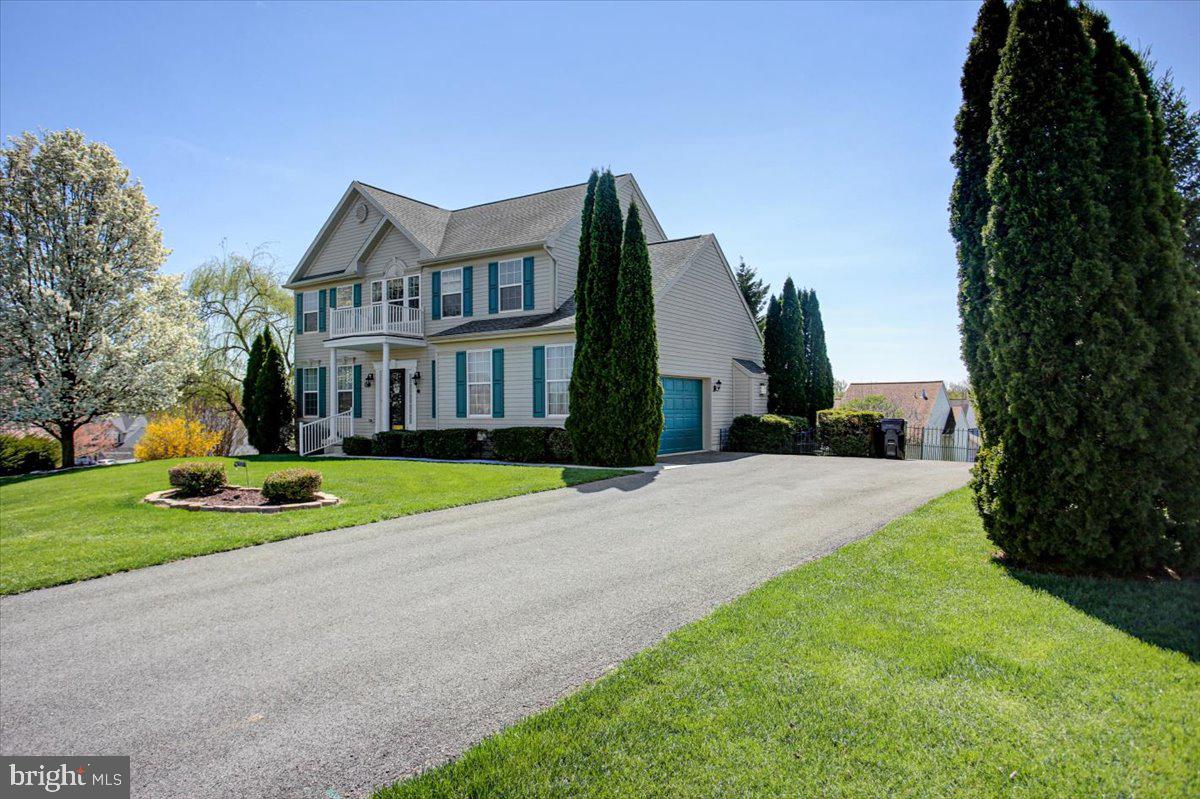 SADDLE RIDGE - Residential