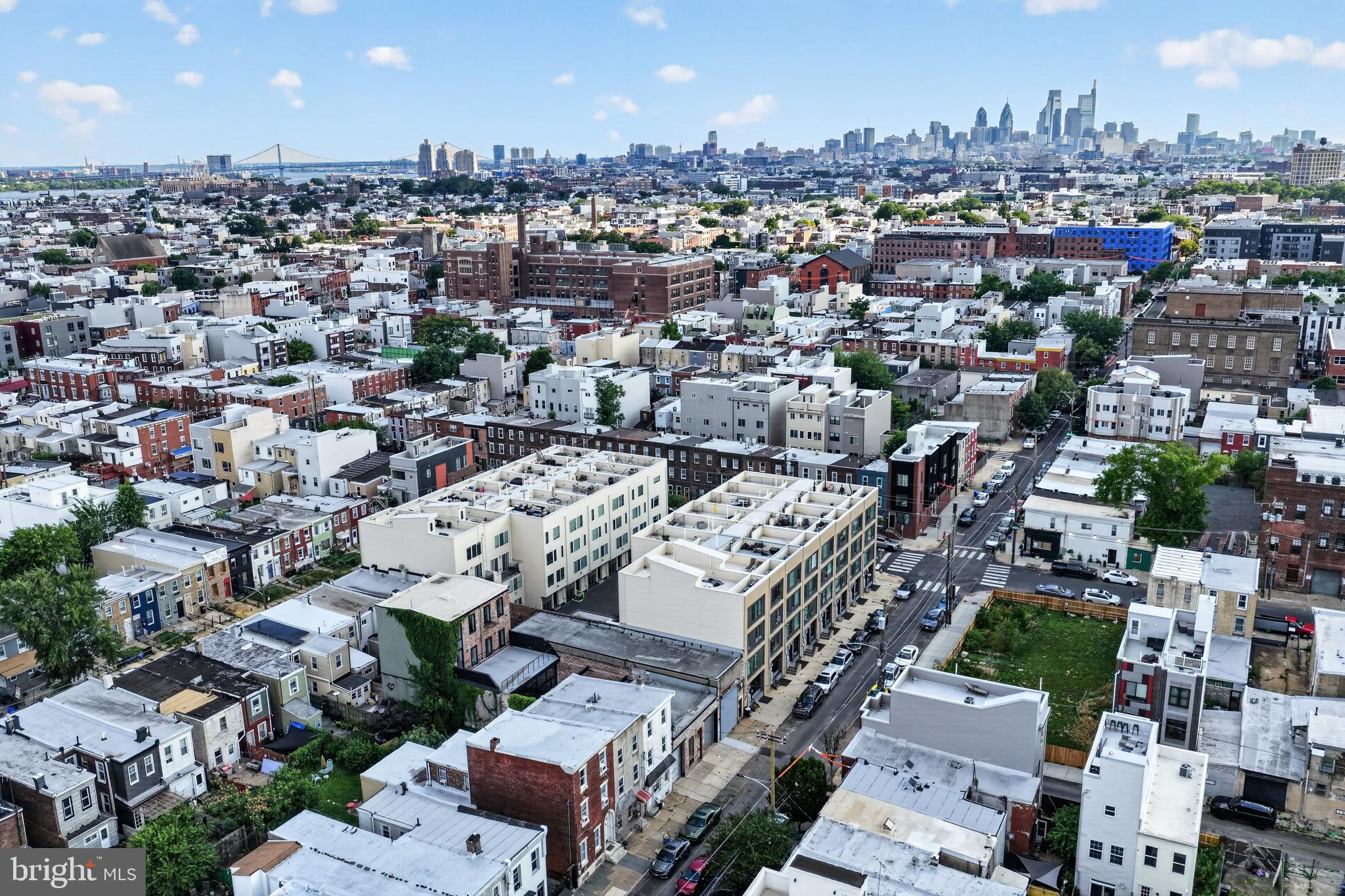 EAST KENSINGTON - Residential