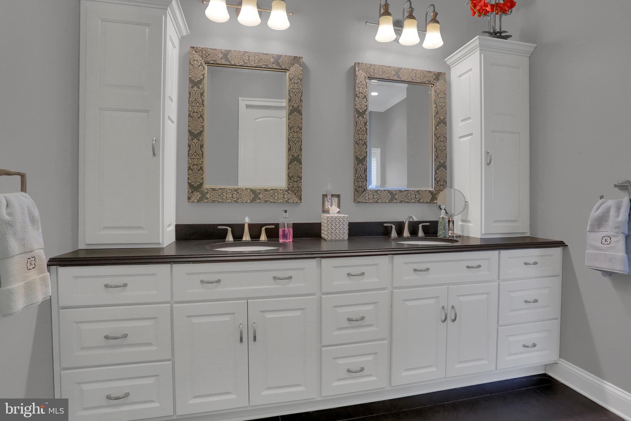 WEST MANHEIM - Residential
