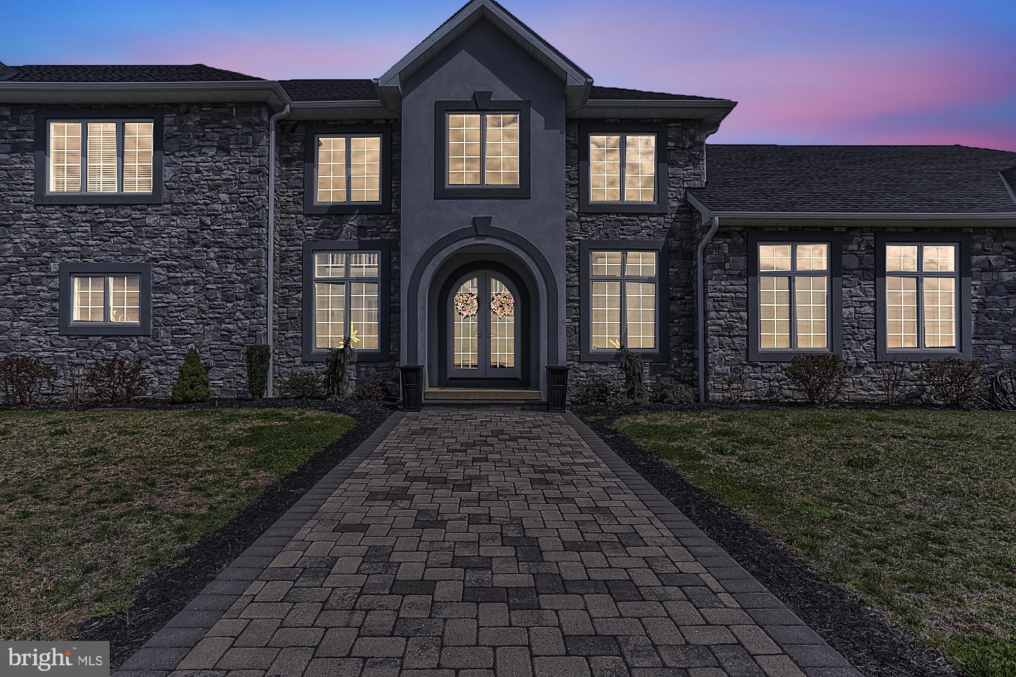 WEST MANHEIM - Residential