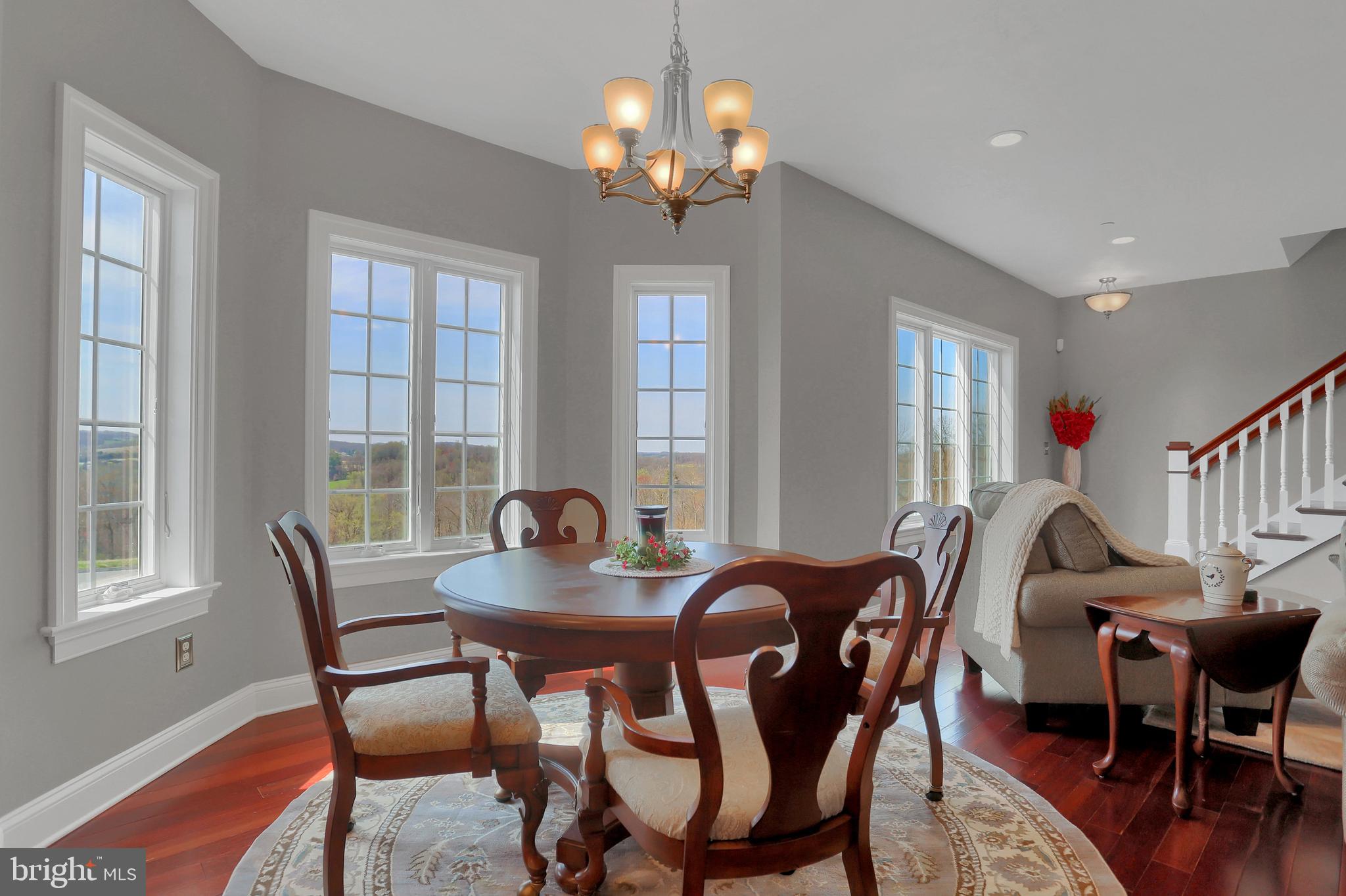 WEST MANHEIM - Residential