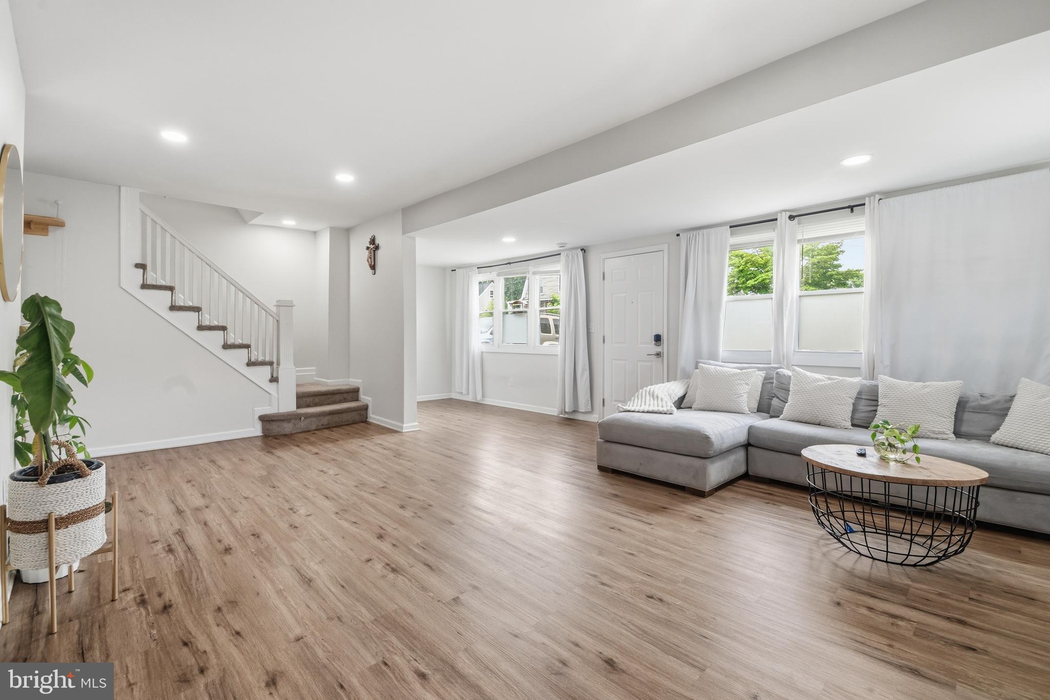 BROOKLYN HEIGHTS - Residential