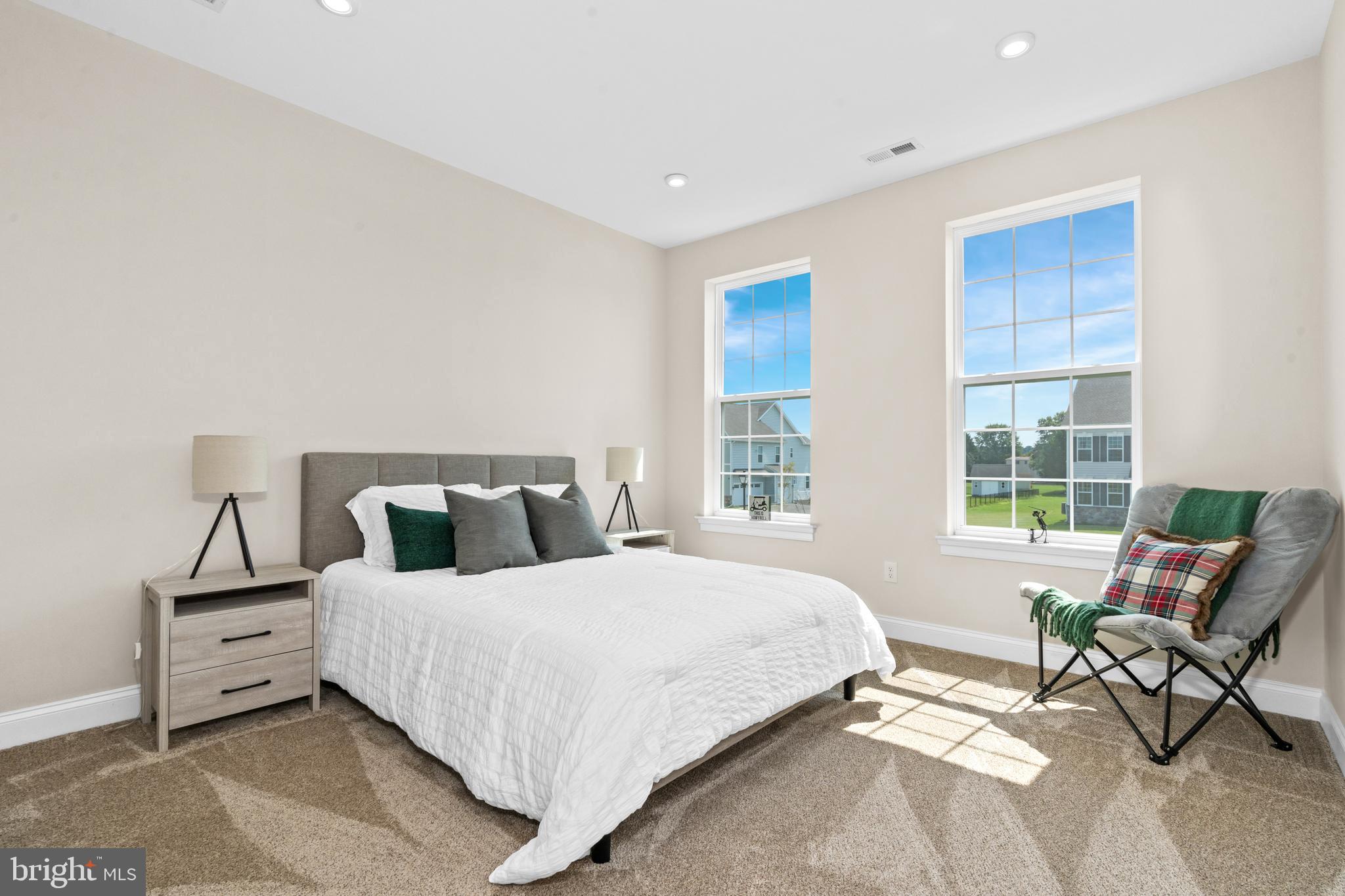 HIGHLANDS AT BACK CREEK - Residential