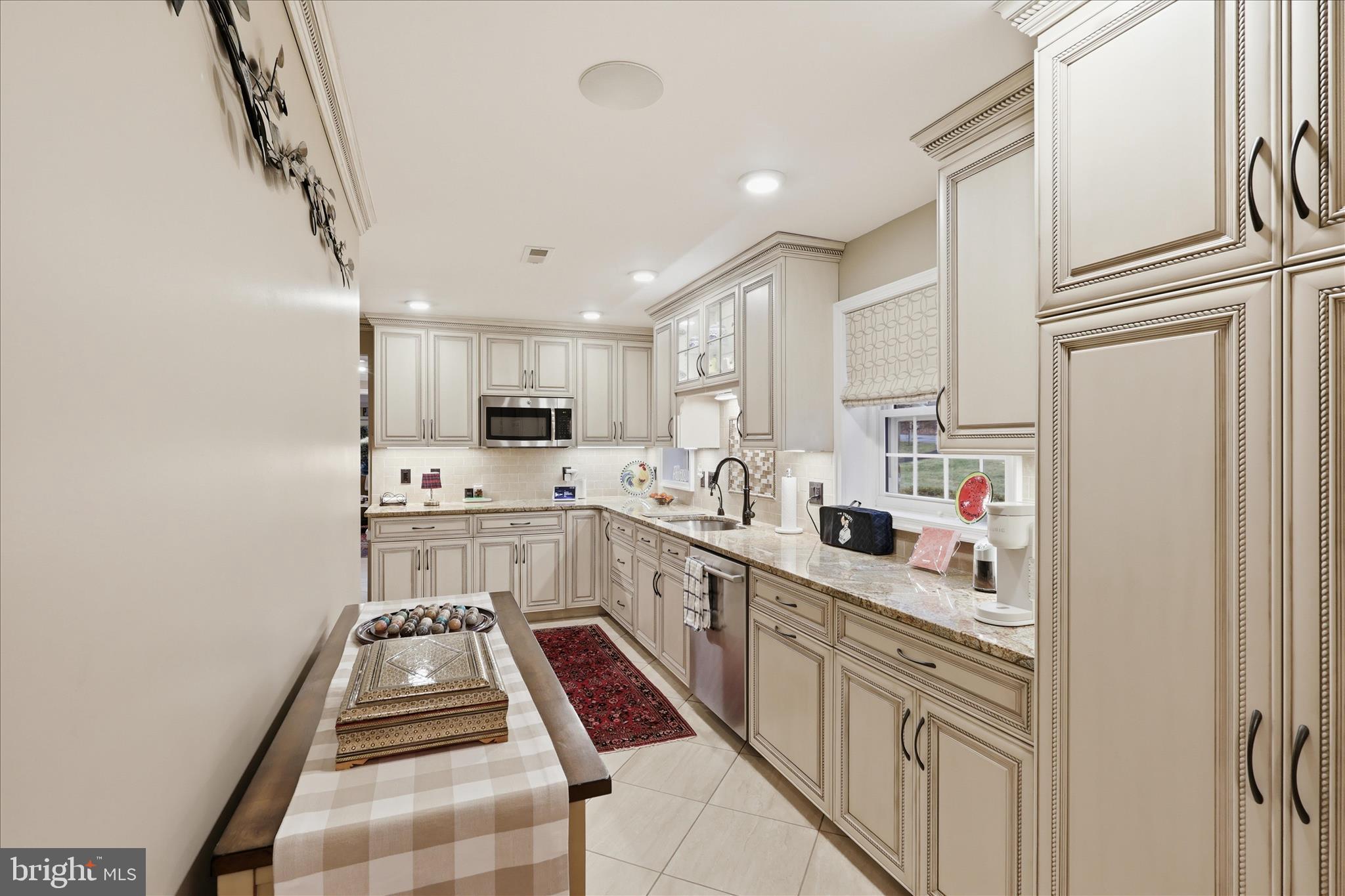 FOUNTAIN HEAD - Residential