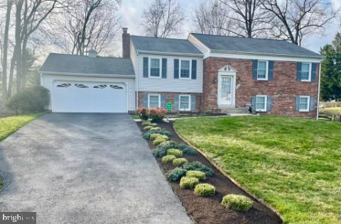 BROOKEVILLE KNOLLS - Residential