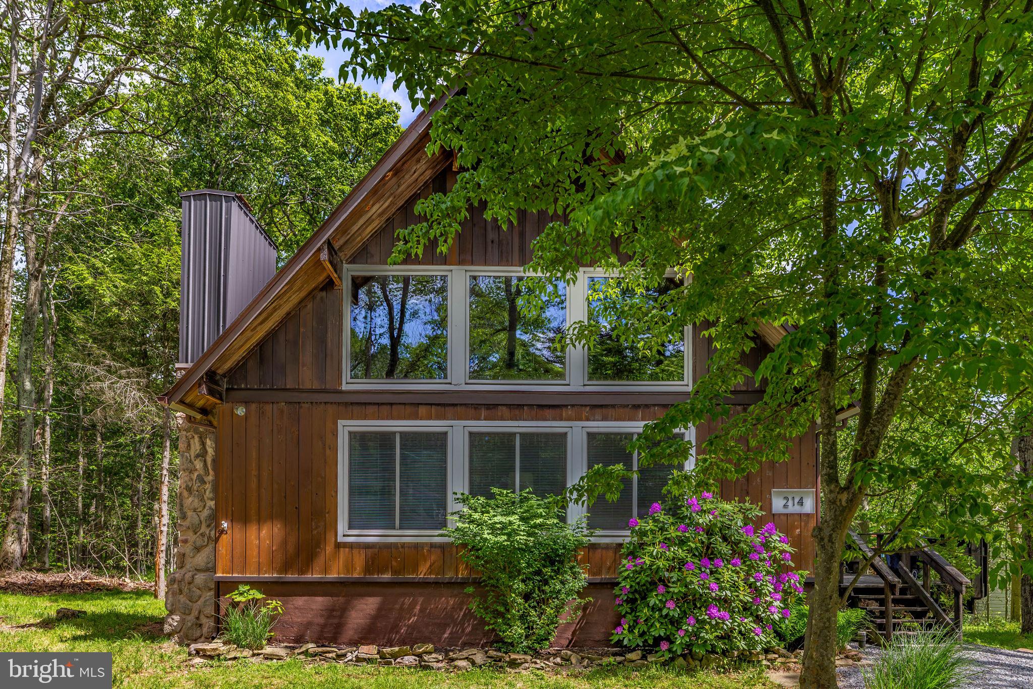 POCONO FARMS EAST - Residential