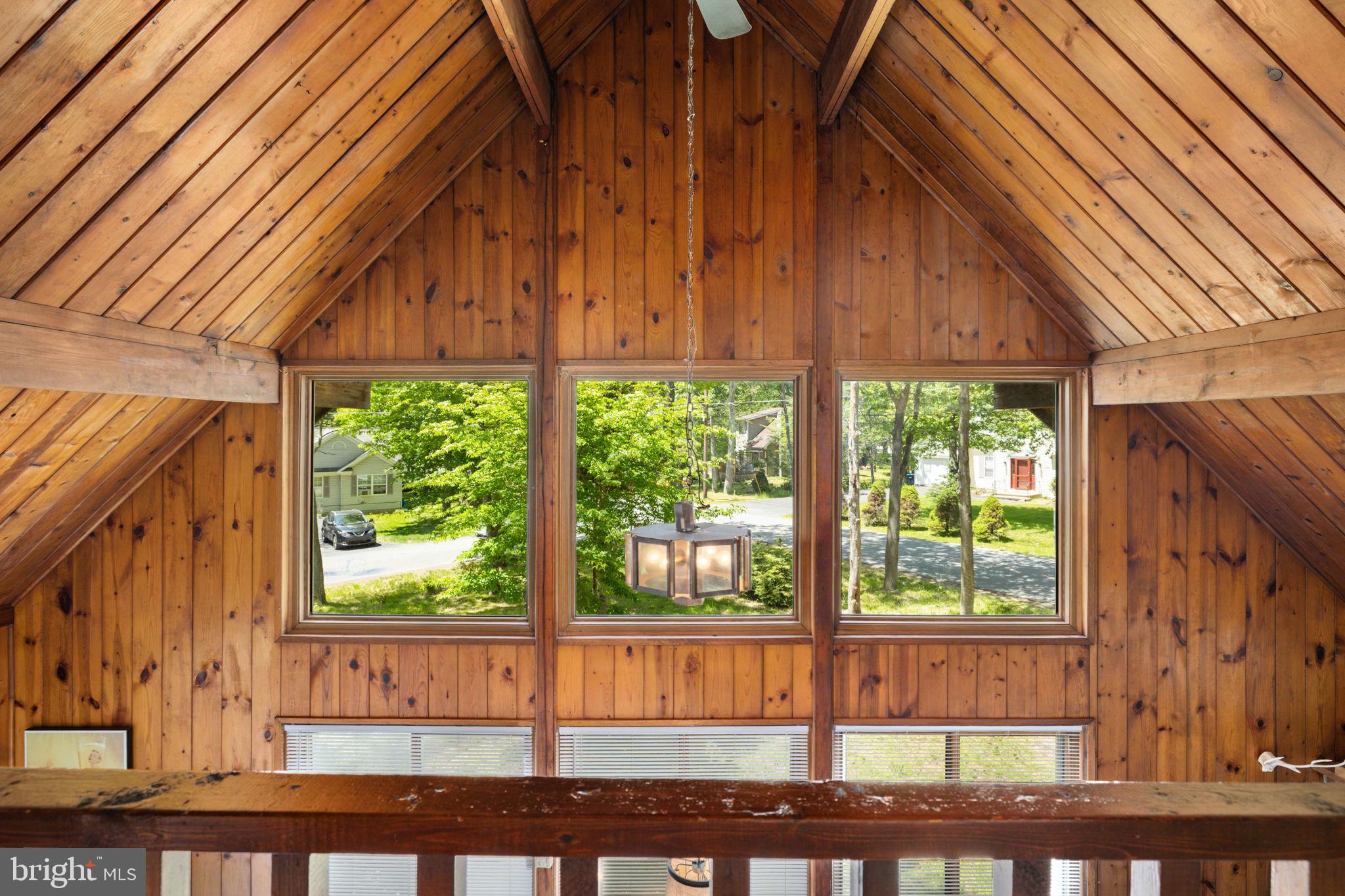 POCONO FARMS EAST - Residential