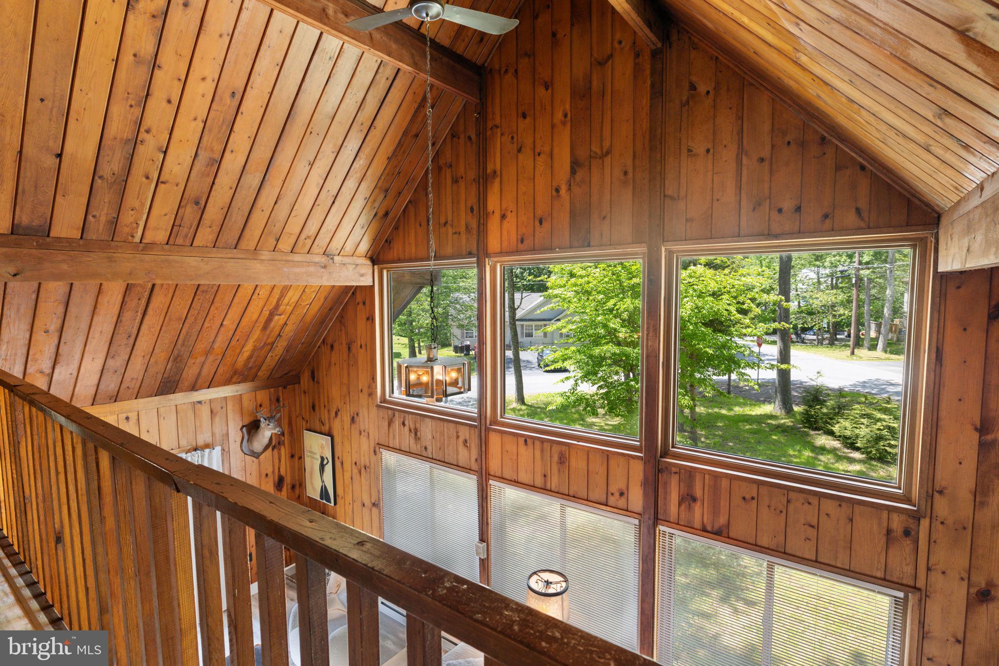 POCONO FARMS EAST - Residential