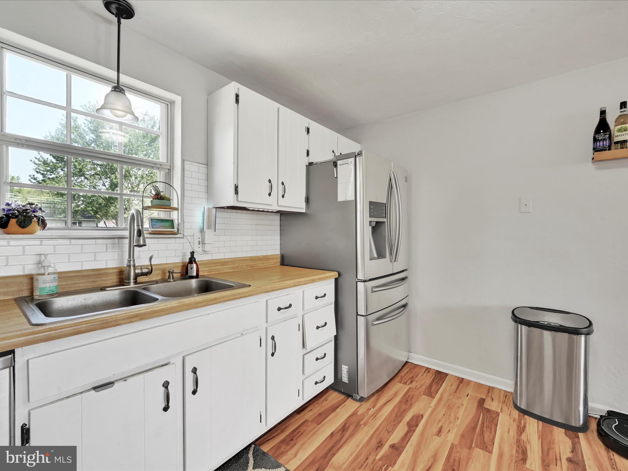 FARMLYN ACRES - Residential