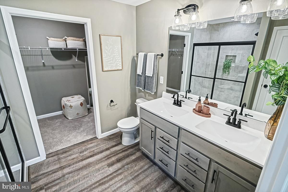 STONE MILL ESTATES - Residential