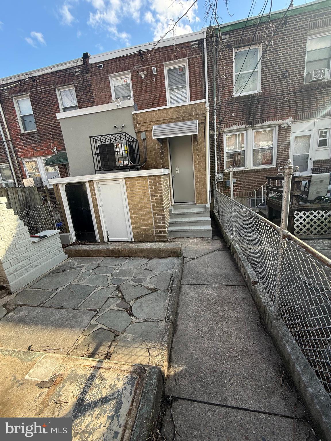 PHILADELPHIA (SOUTHWEST) - Residential