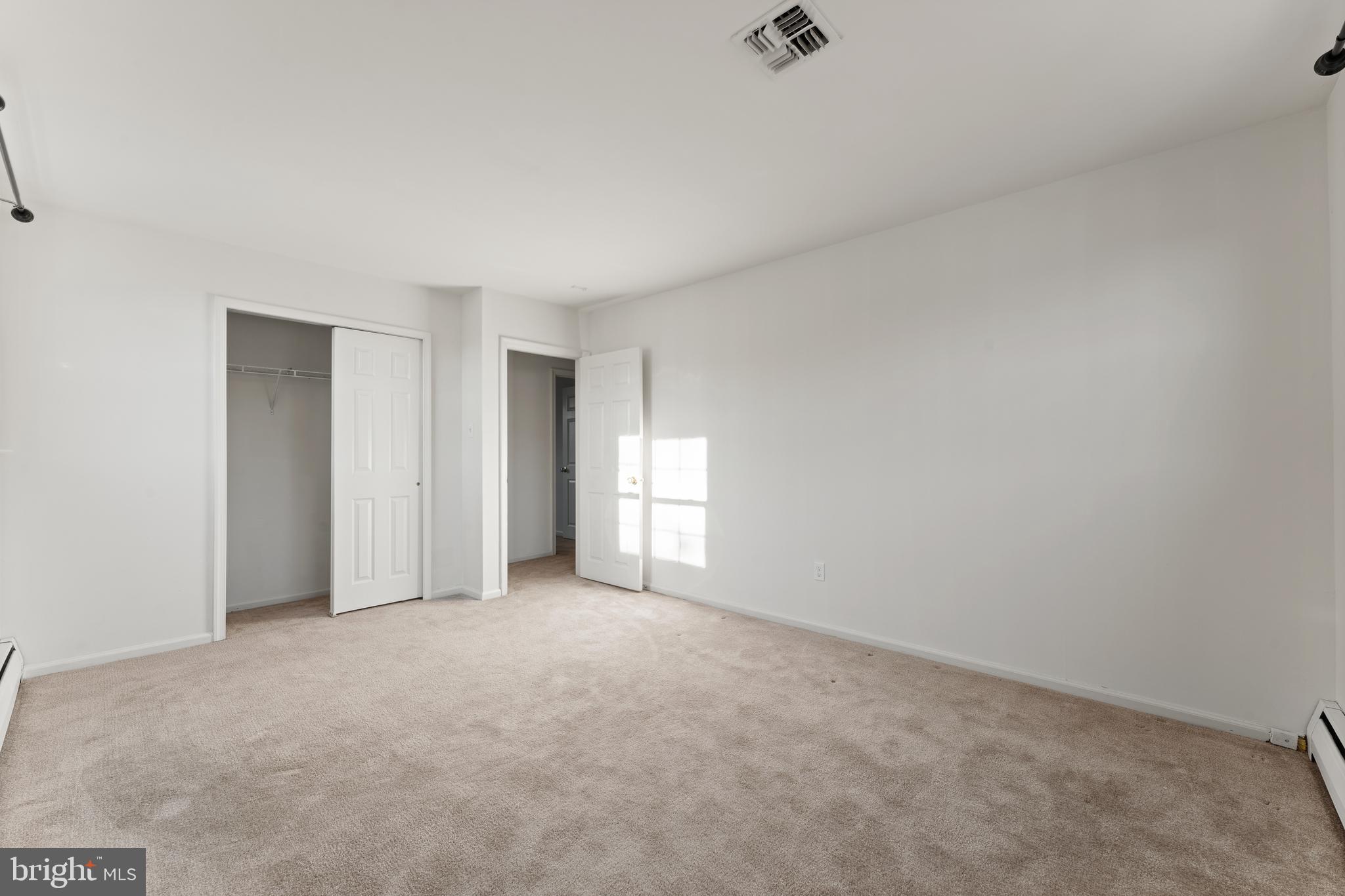 ORVILLA - Residential Lease