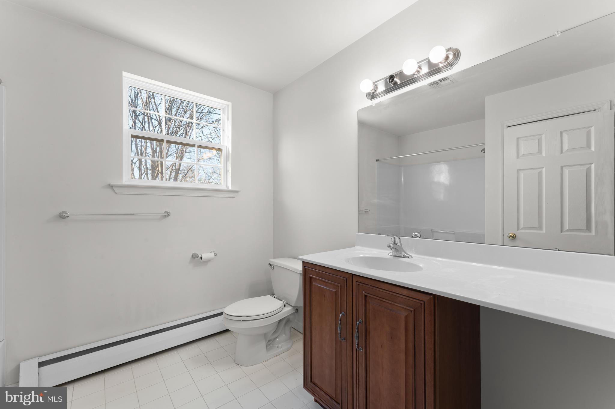 ORVILLA - Residential Lease