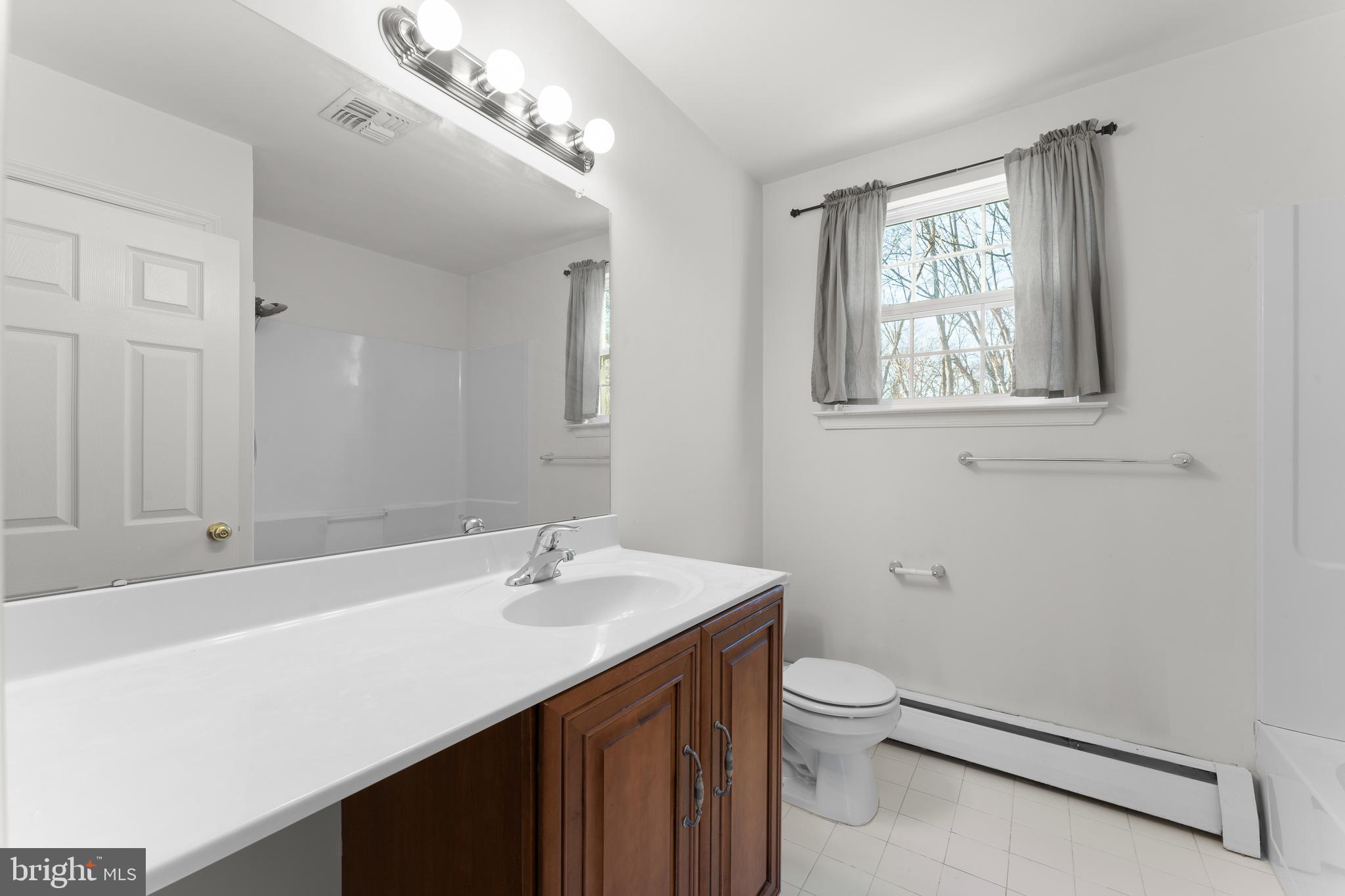 ORVILLA - Residential Lease