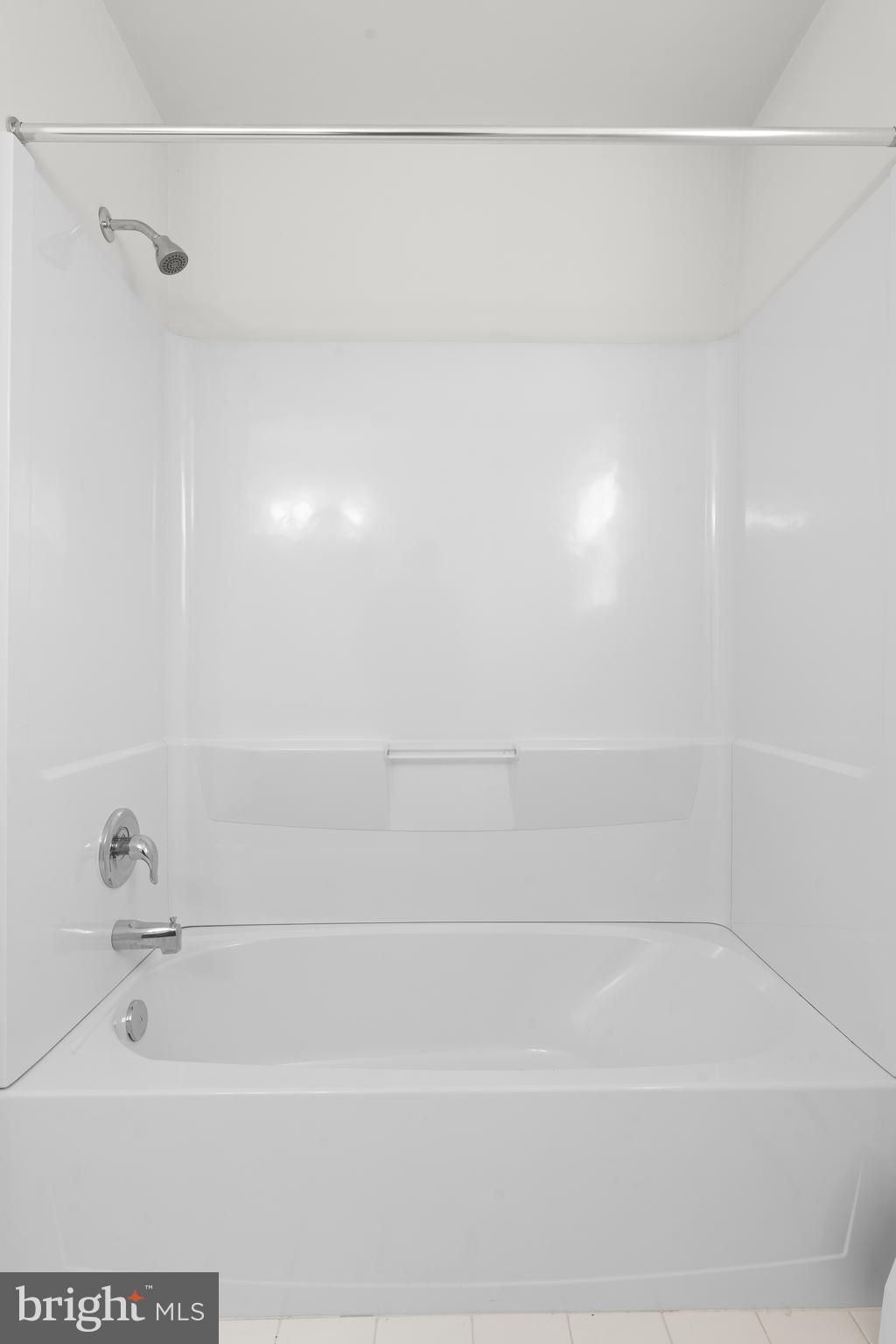 ORVILLA - Residential Lease