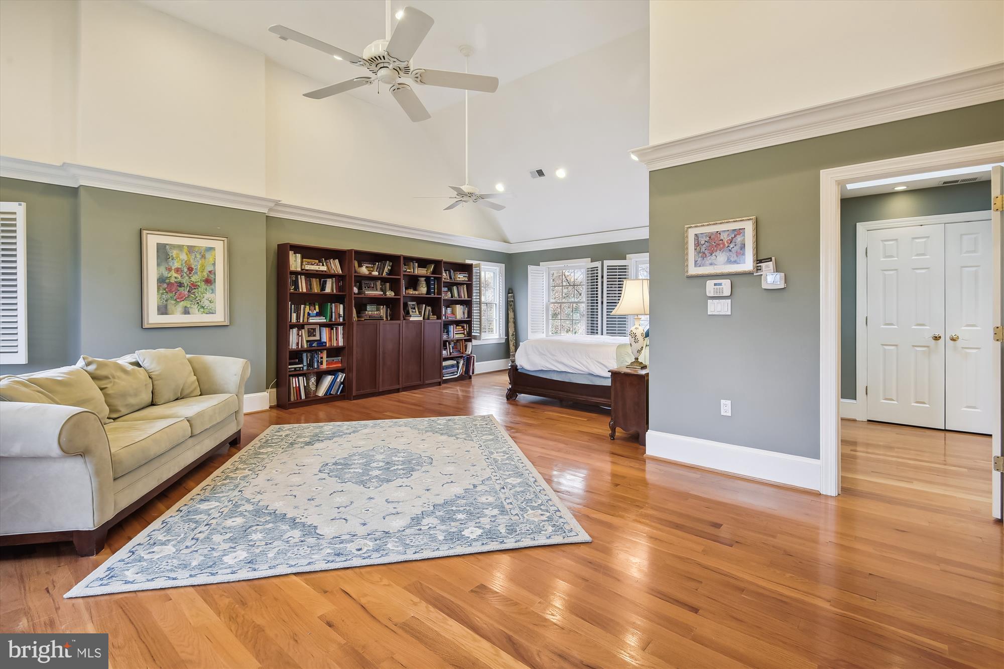 BELLEVUE FOREST - Residential