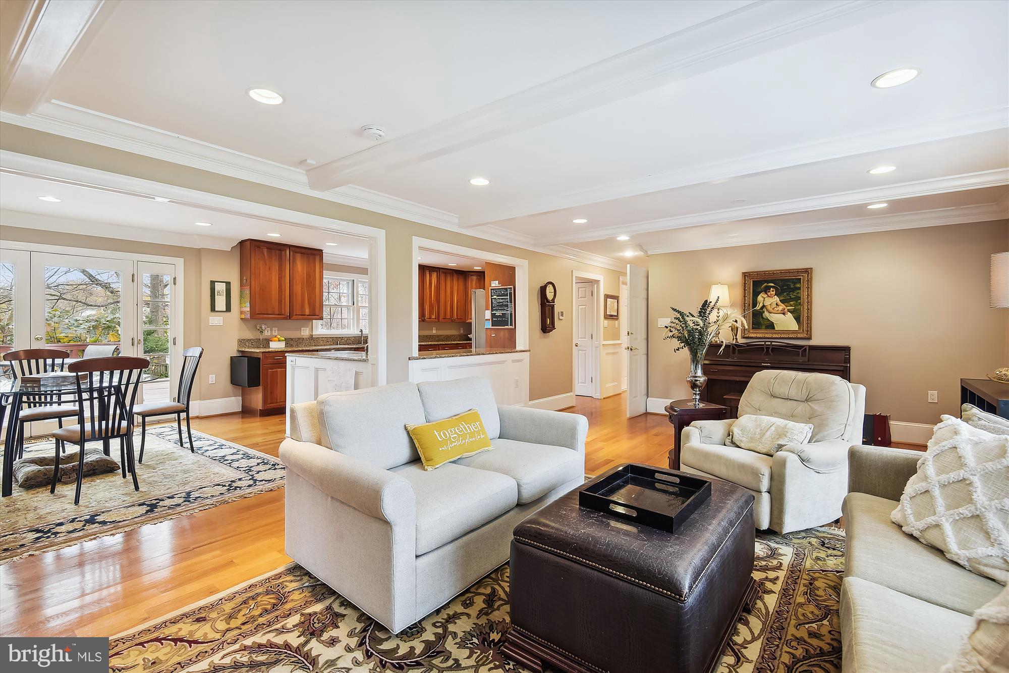 BELLEVUE FOREST - Residential