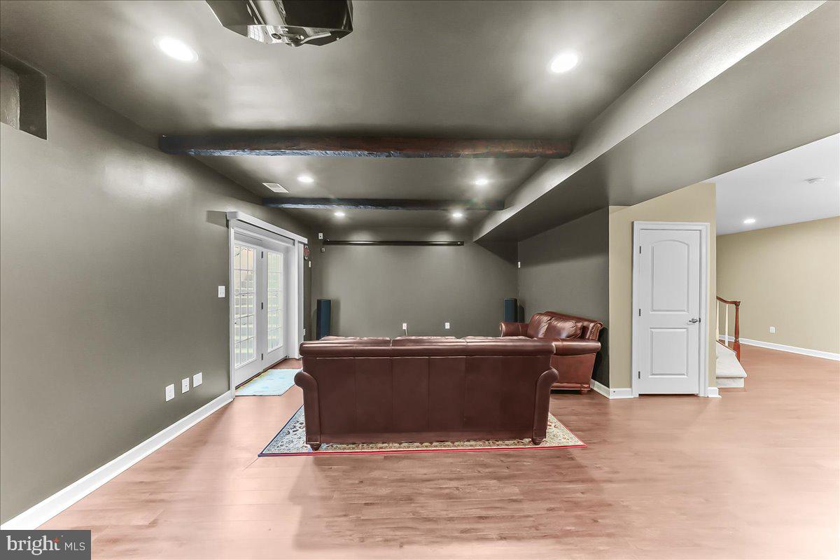 WEBSTER FARM - Residential