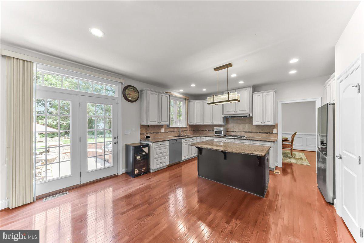 WEBSTER FARM - Residential