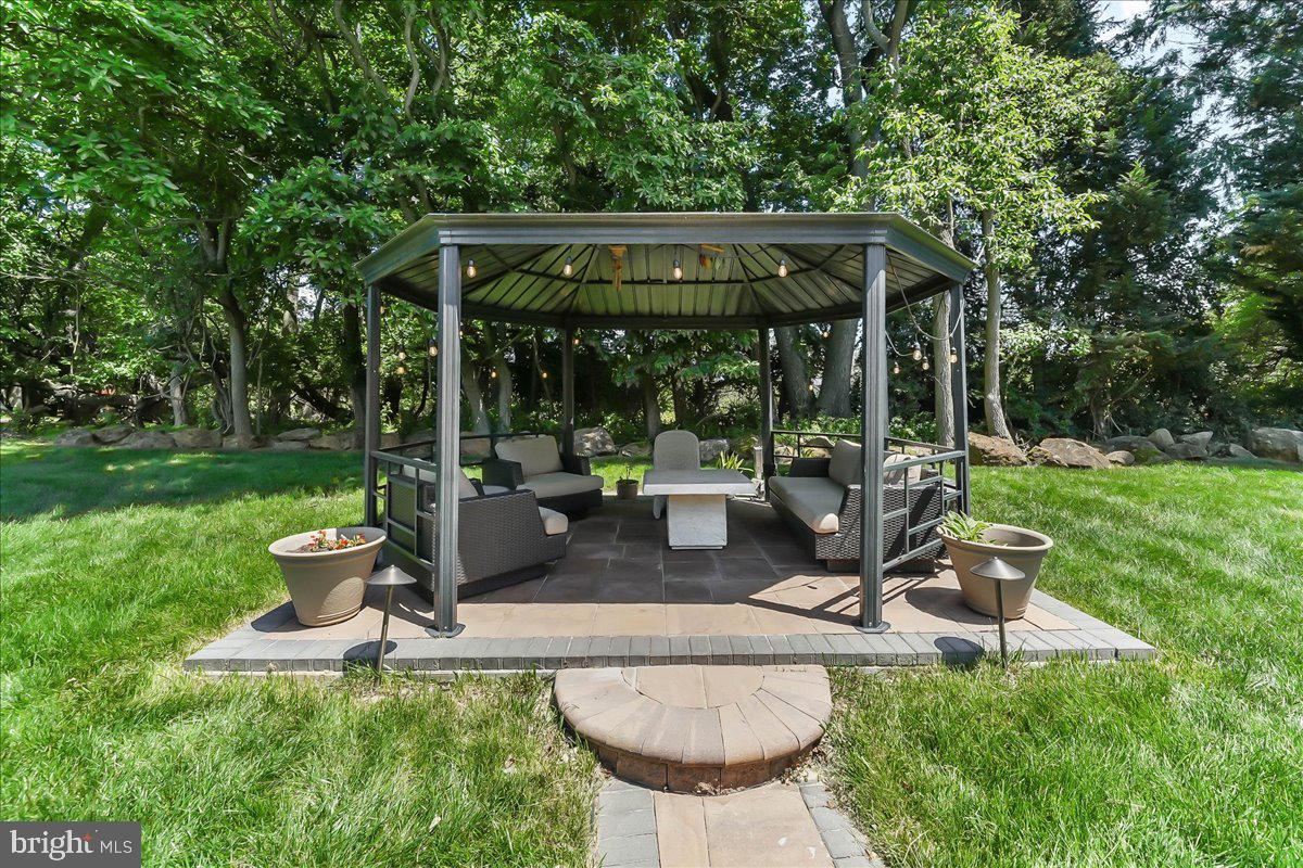 WEBSTER FARM - Residential