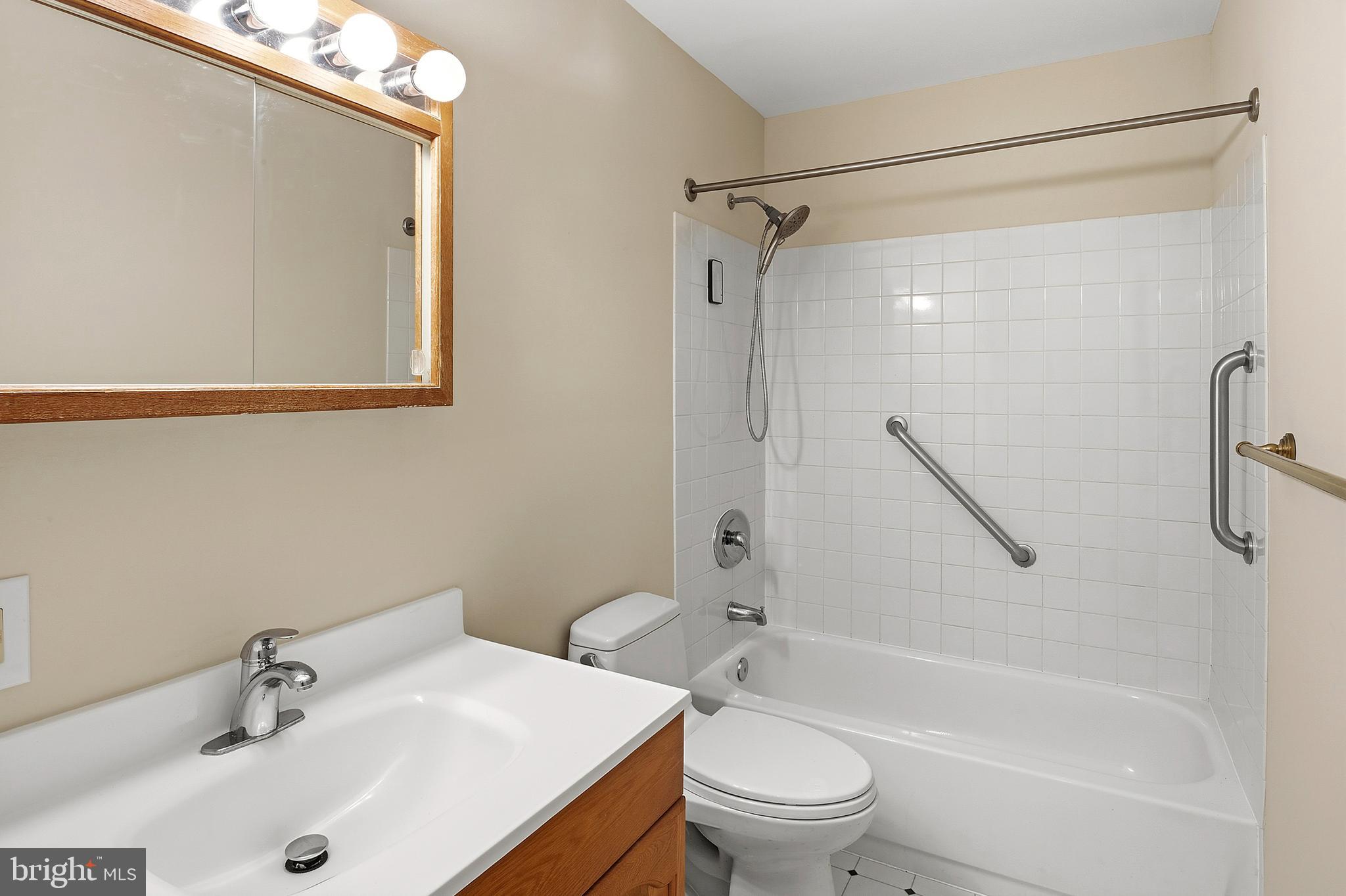 FAULKNER RIDGE - Residential