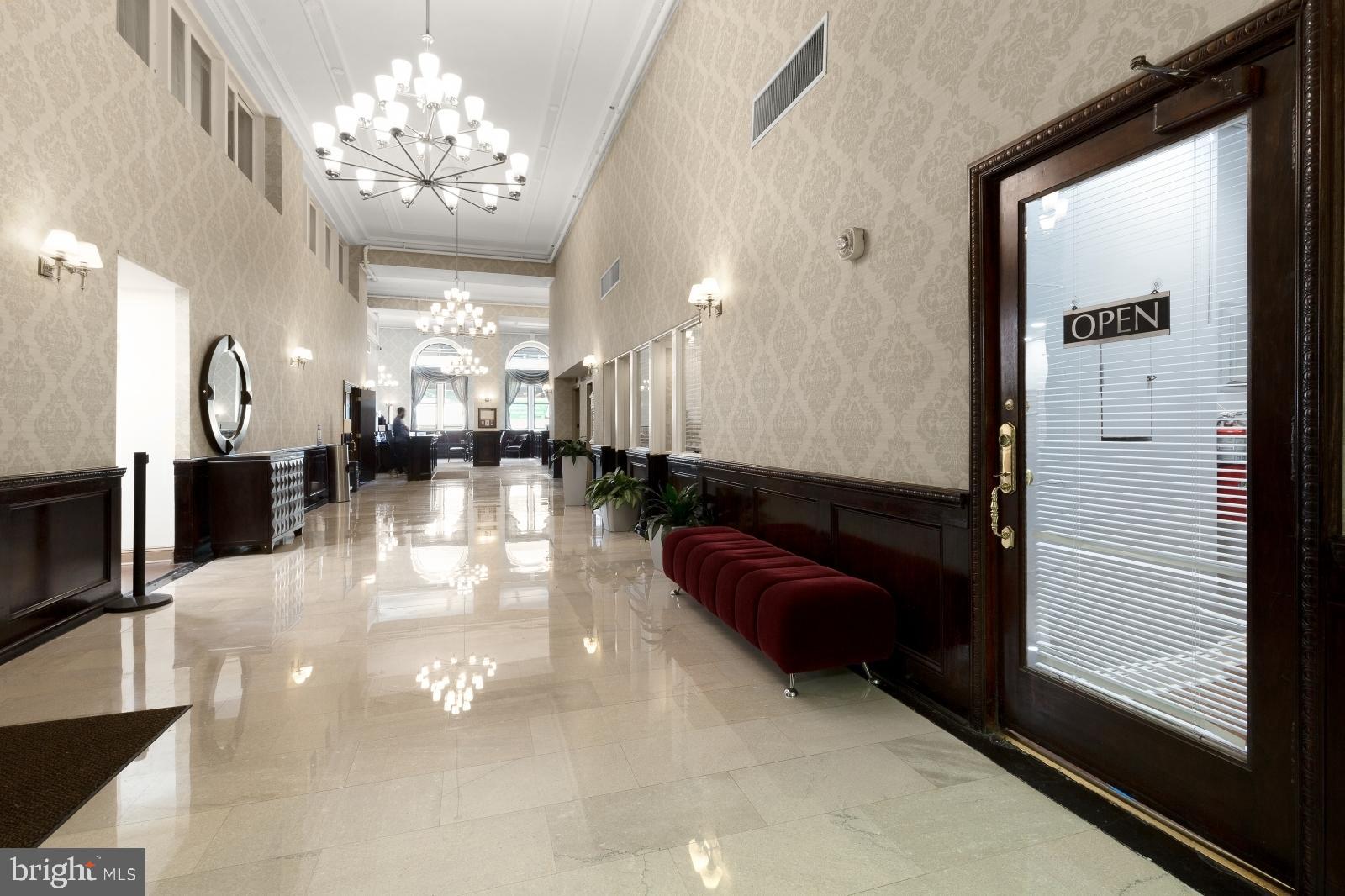 AVENUE OF THE ARTS - Residential