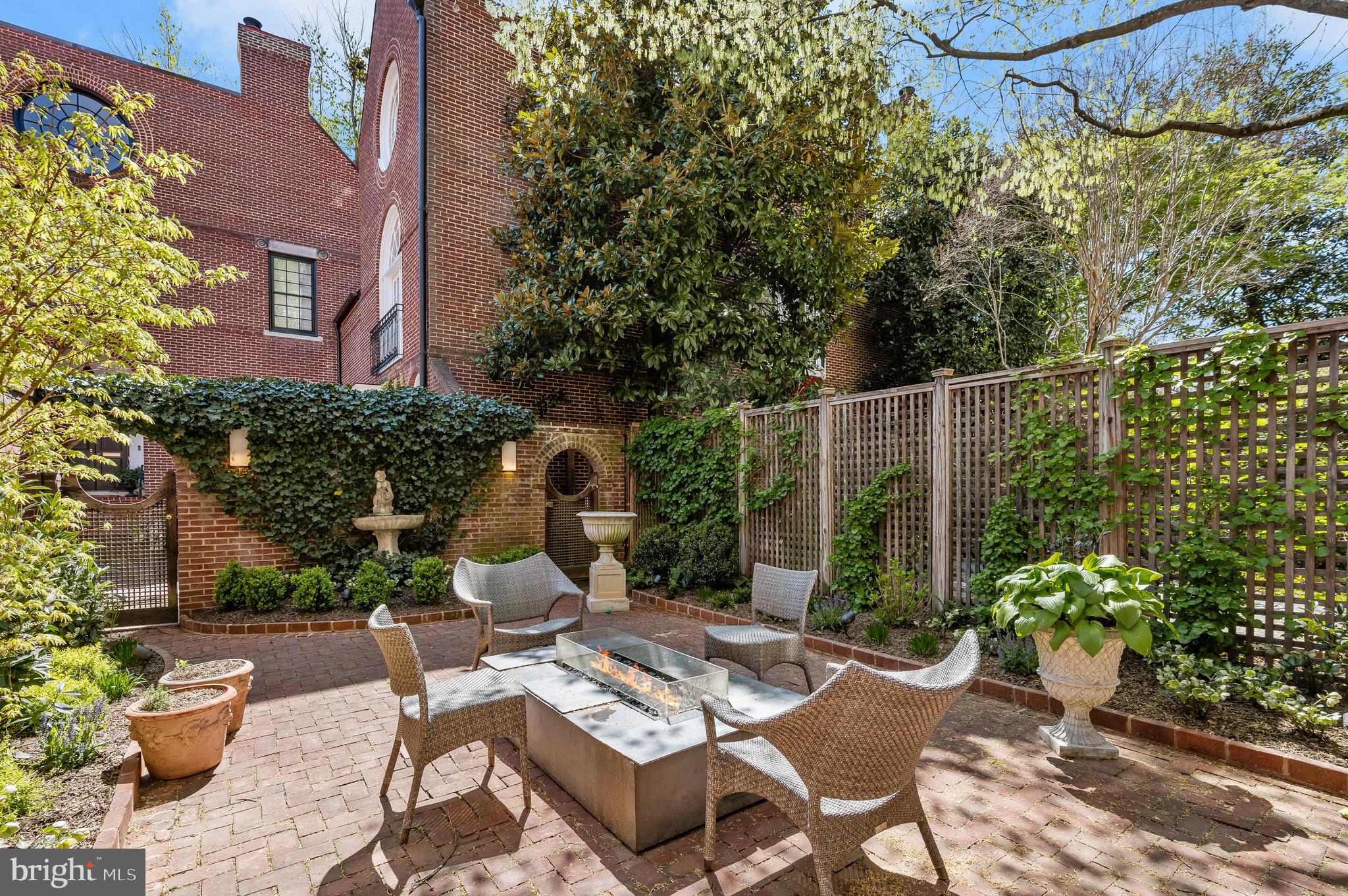 GEORGETOWN - Residential
