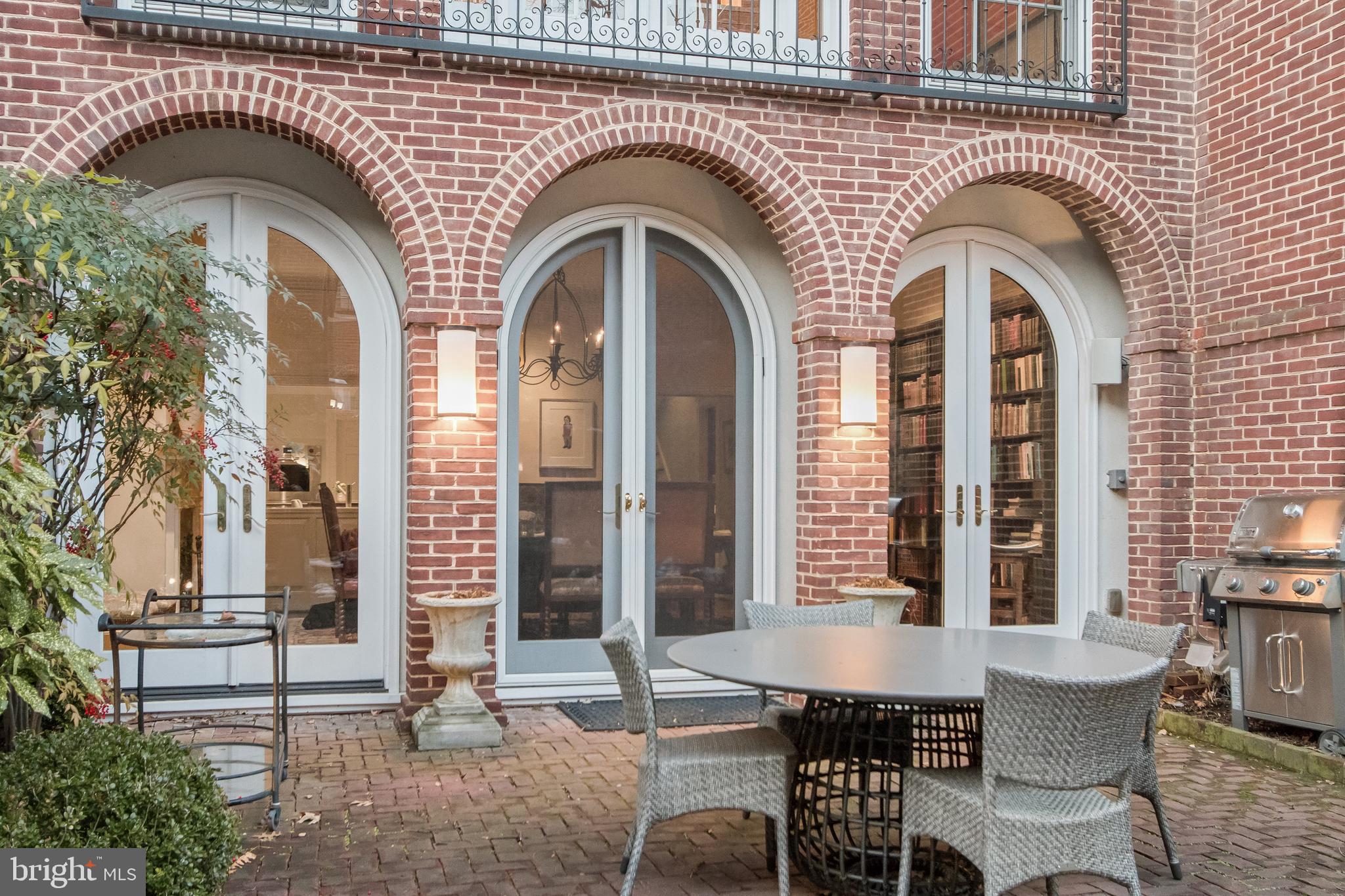 GEORGETOWN - Residential