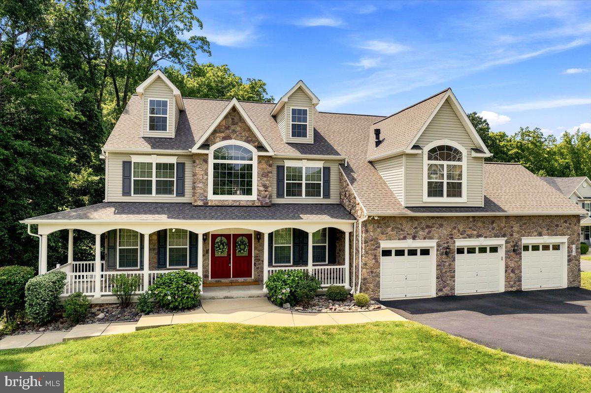 NORTH CALVERT WOODS - Residential