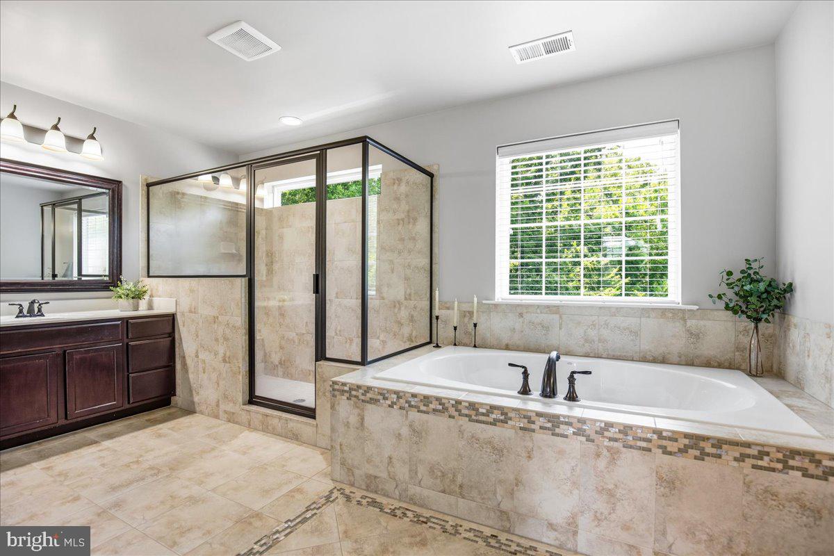 NORTH CALVERT WOODS - Residential