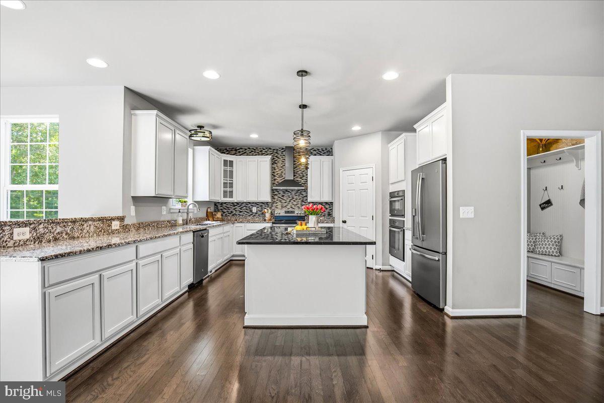 NORTH CALVERT WOODS - Residential