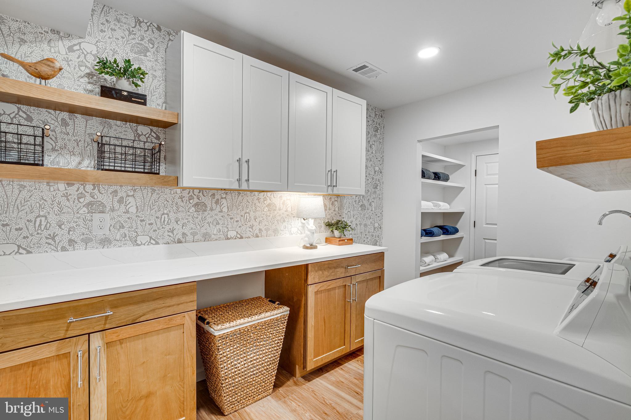 KINGS PARK WEST - Residential