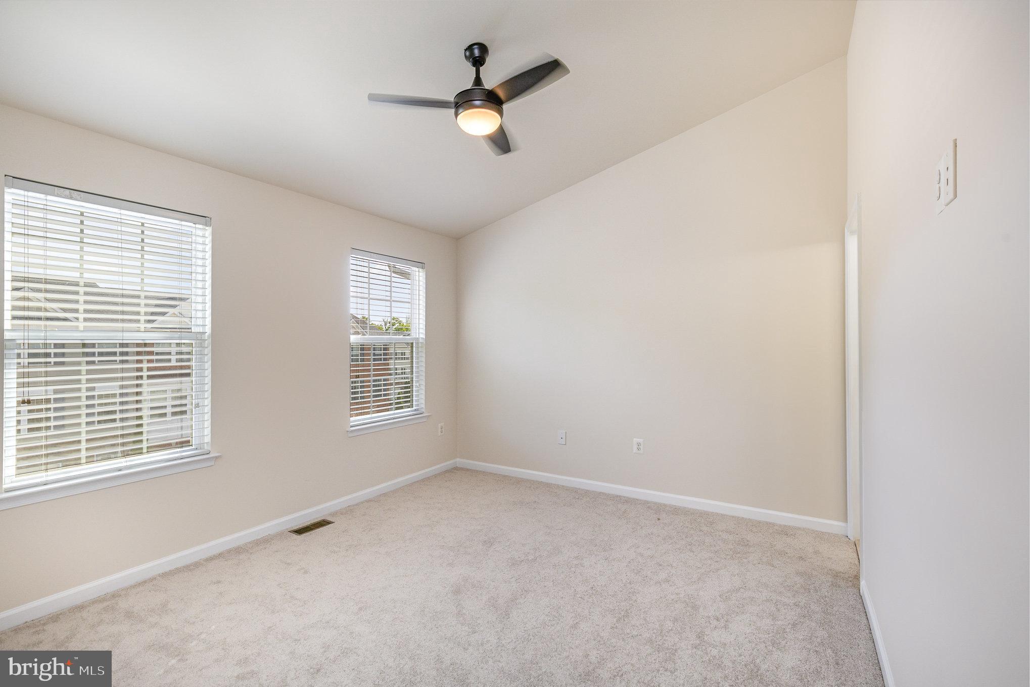 RAPPAHANNOCK LANDING - Residential Lease