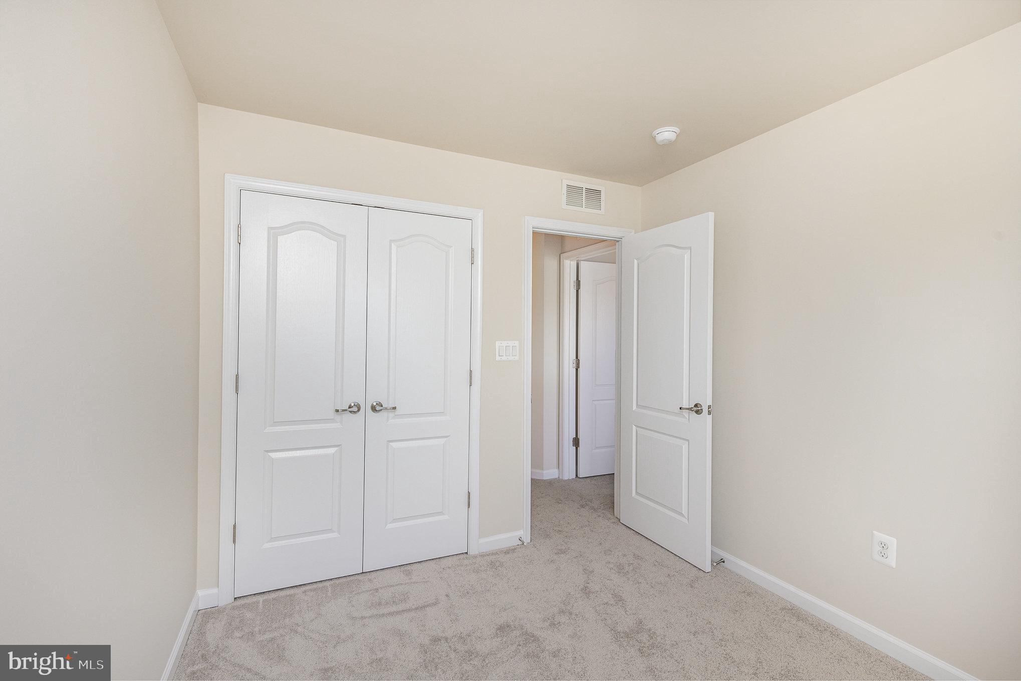 RAPPAHANNOCK LANDING - Residential Lease