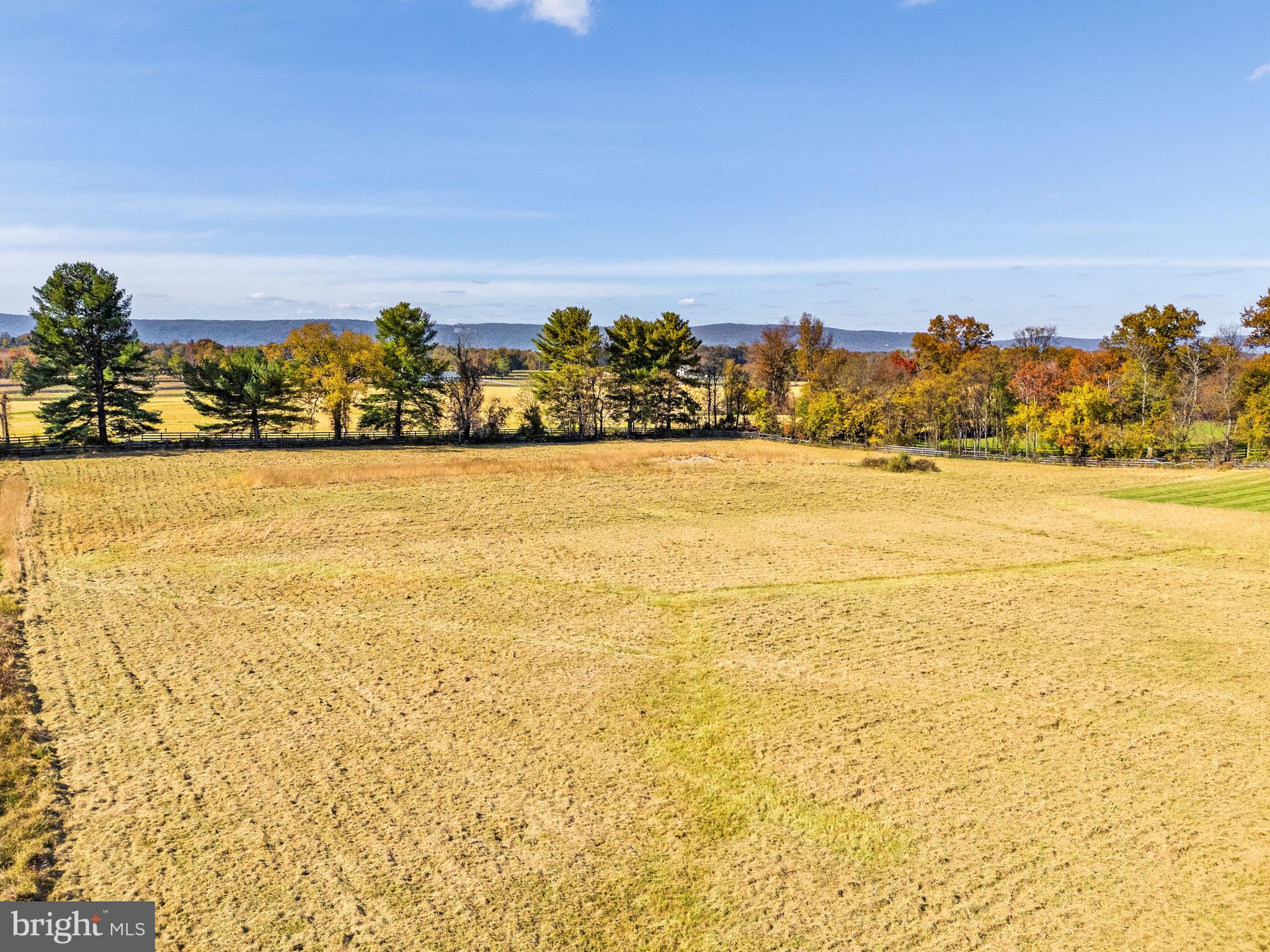 APPLETON FARM ESTATES - Residential