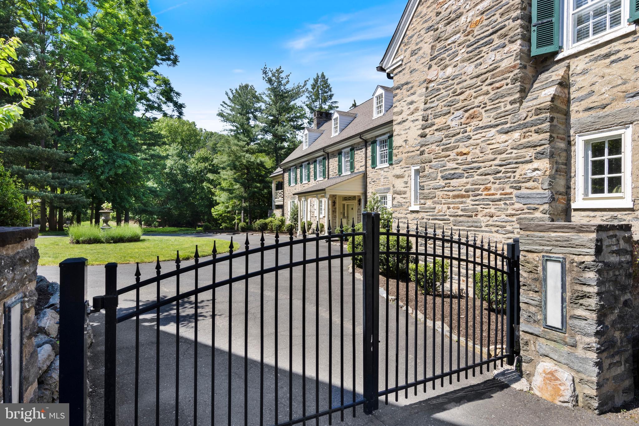 LAVEROCK - Residential