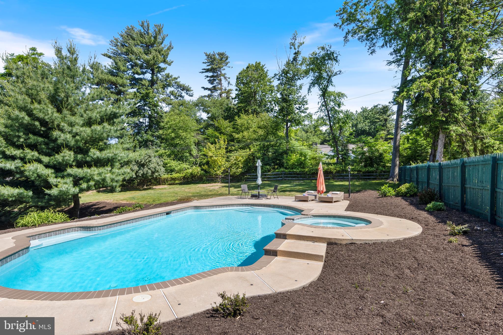 LAVEROCK - Residential